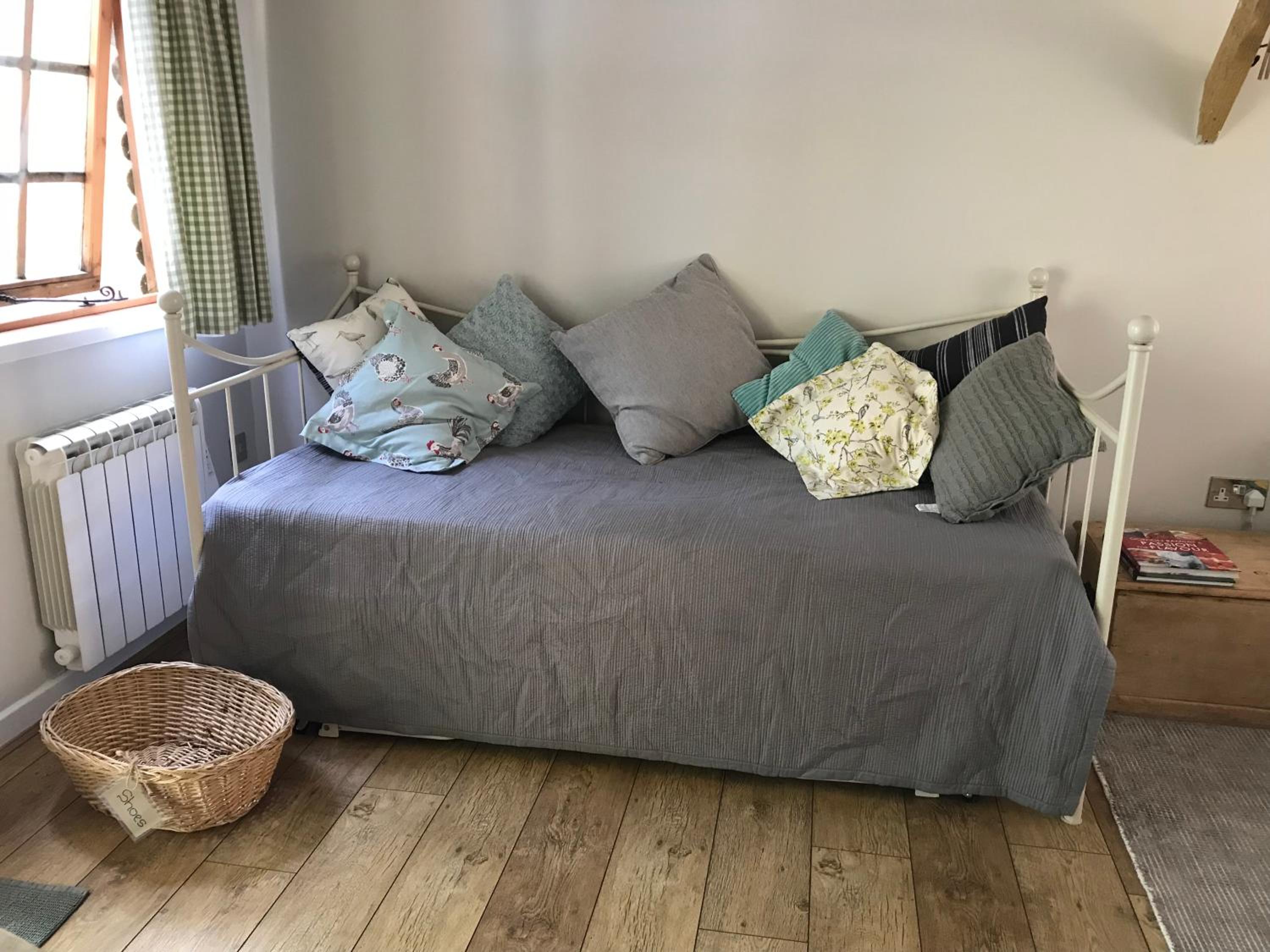 Stapehill Lodge B&B