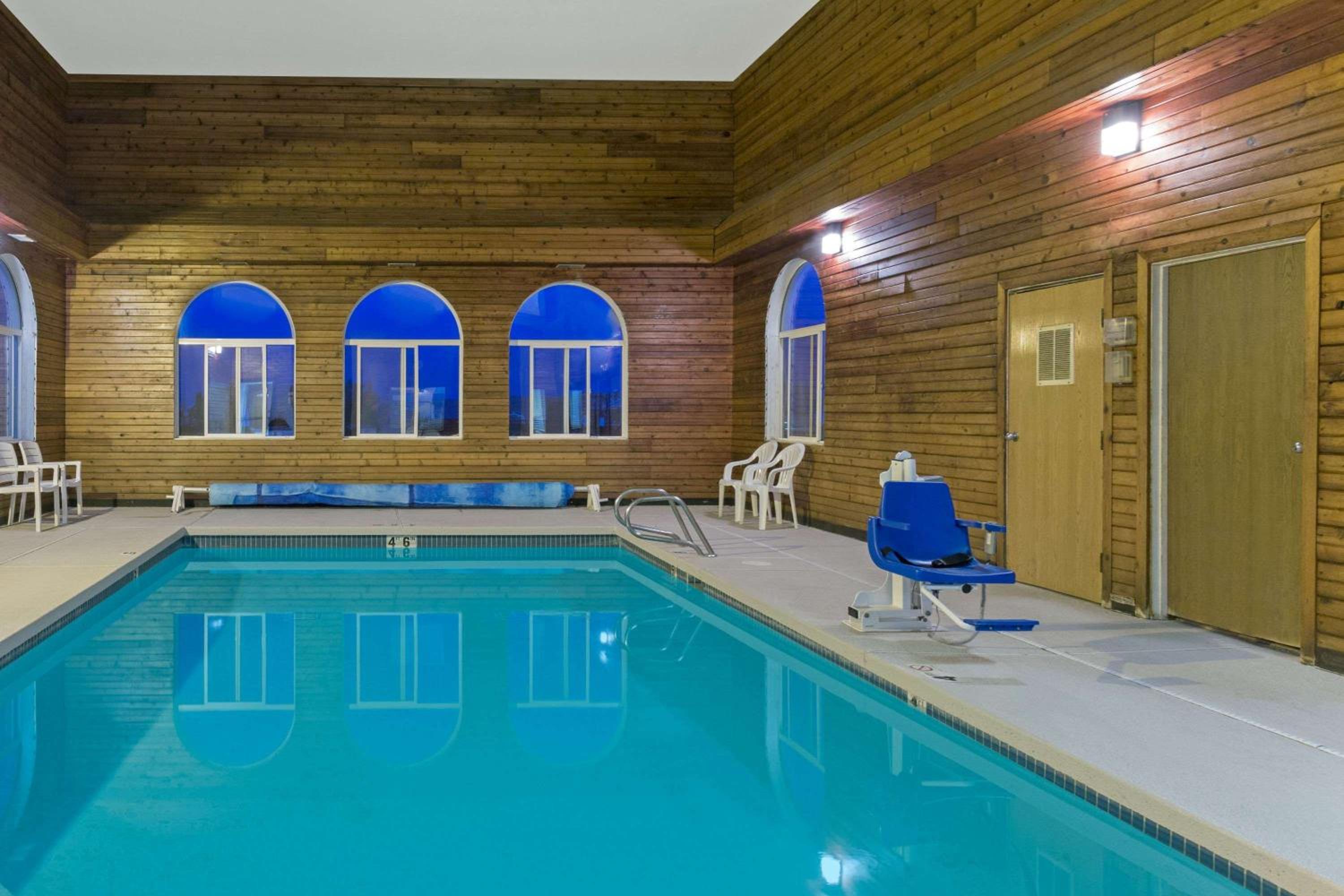 indoor pool