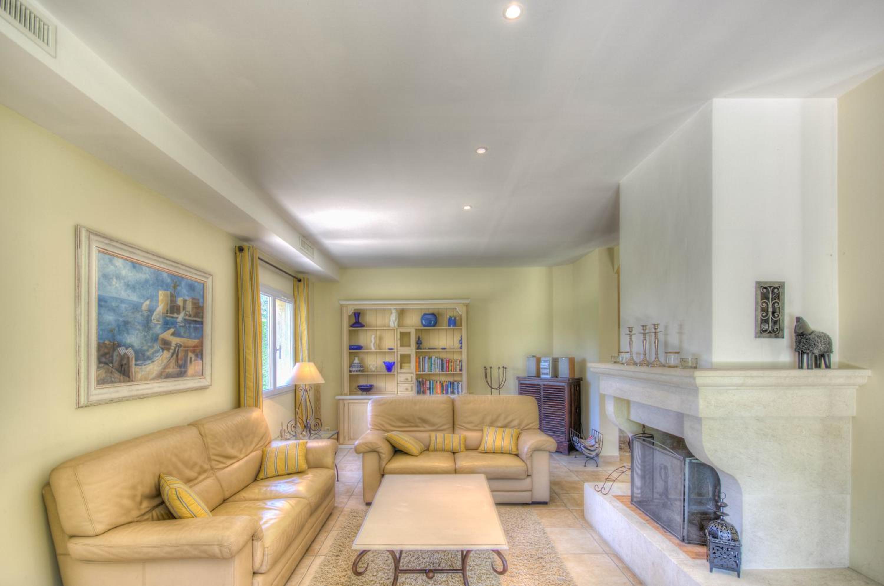 Villa Indigo view 5