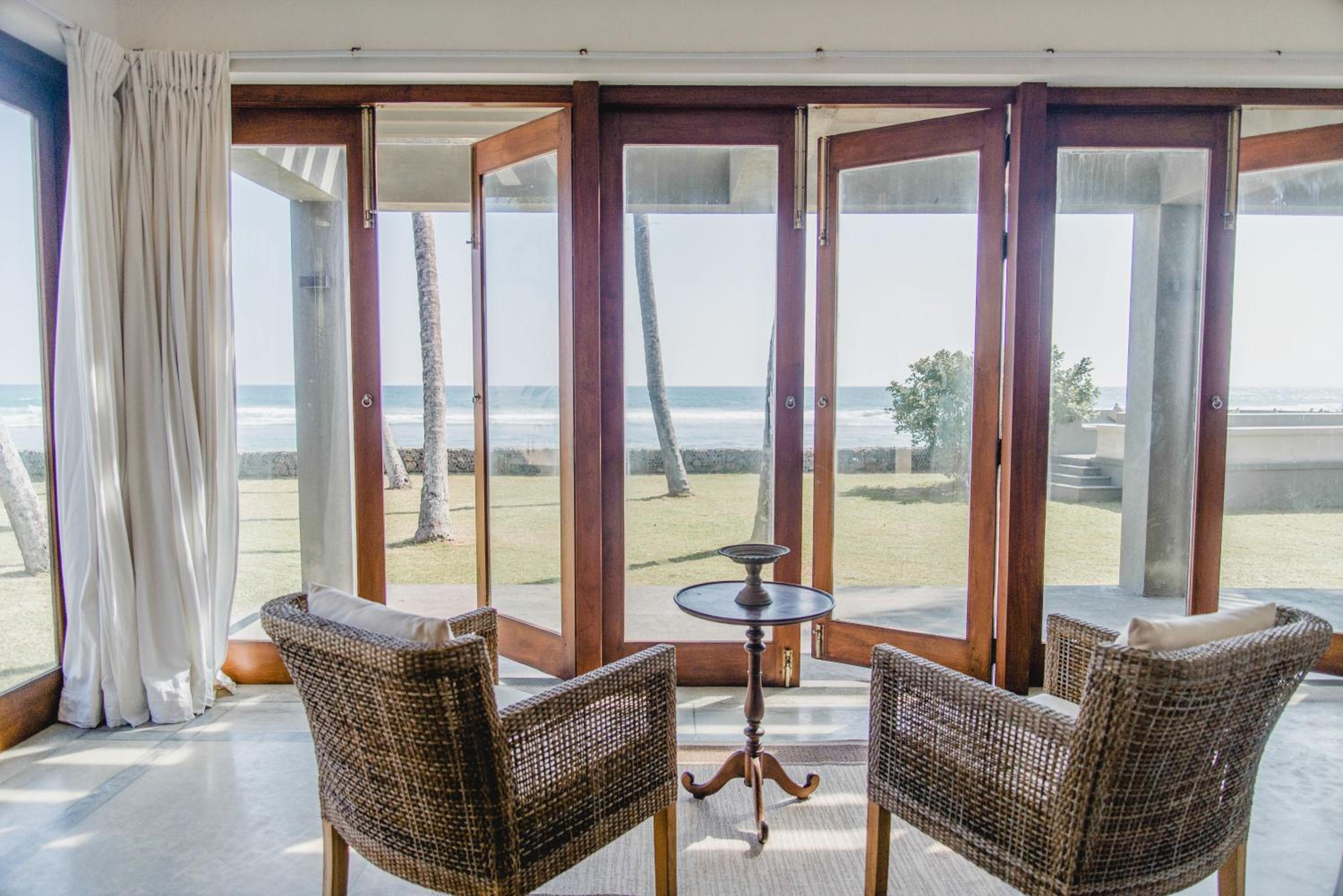 Kabalana House by Ceilao Villas view 3