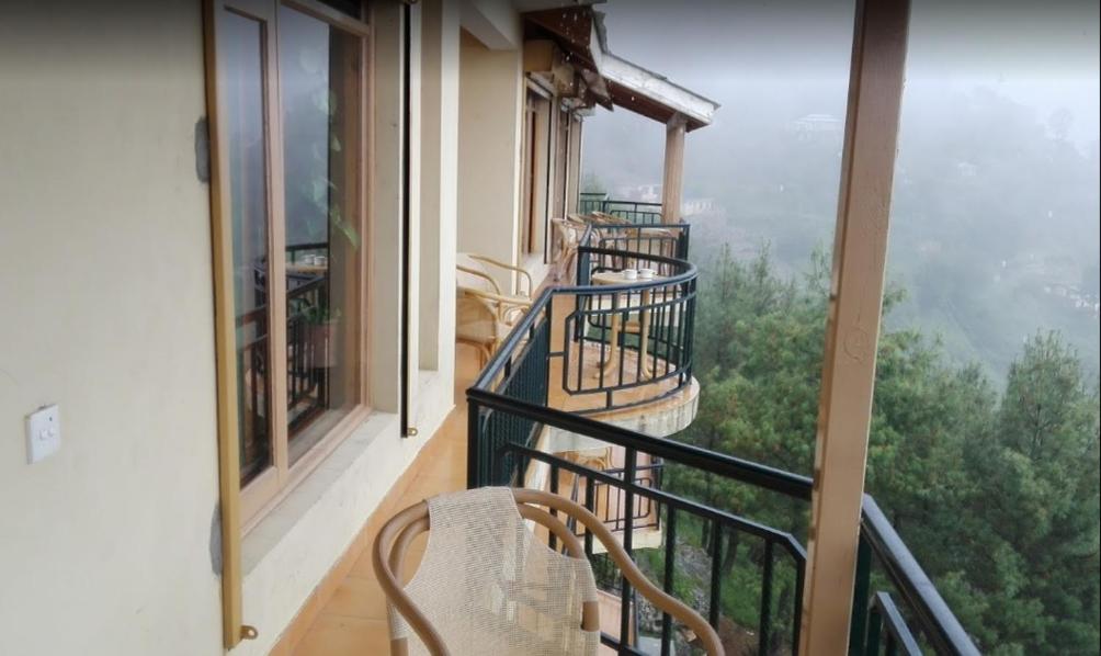 balcony