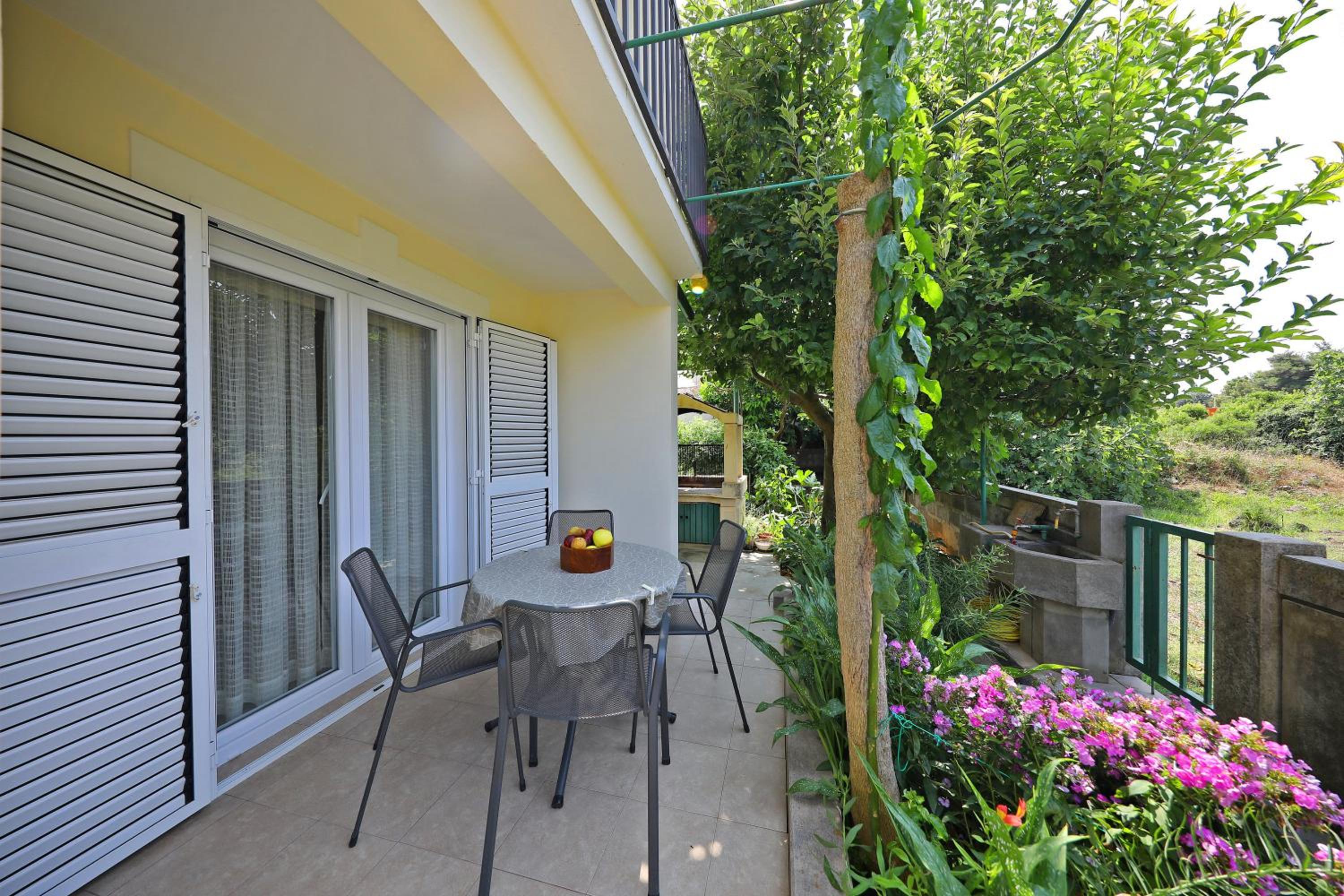 Girica Apartments