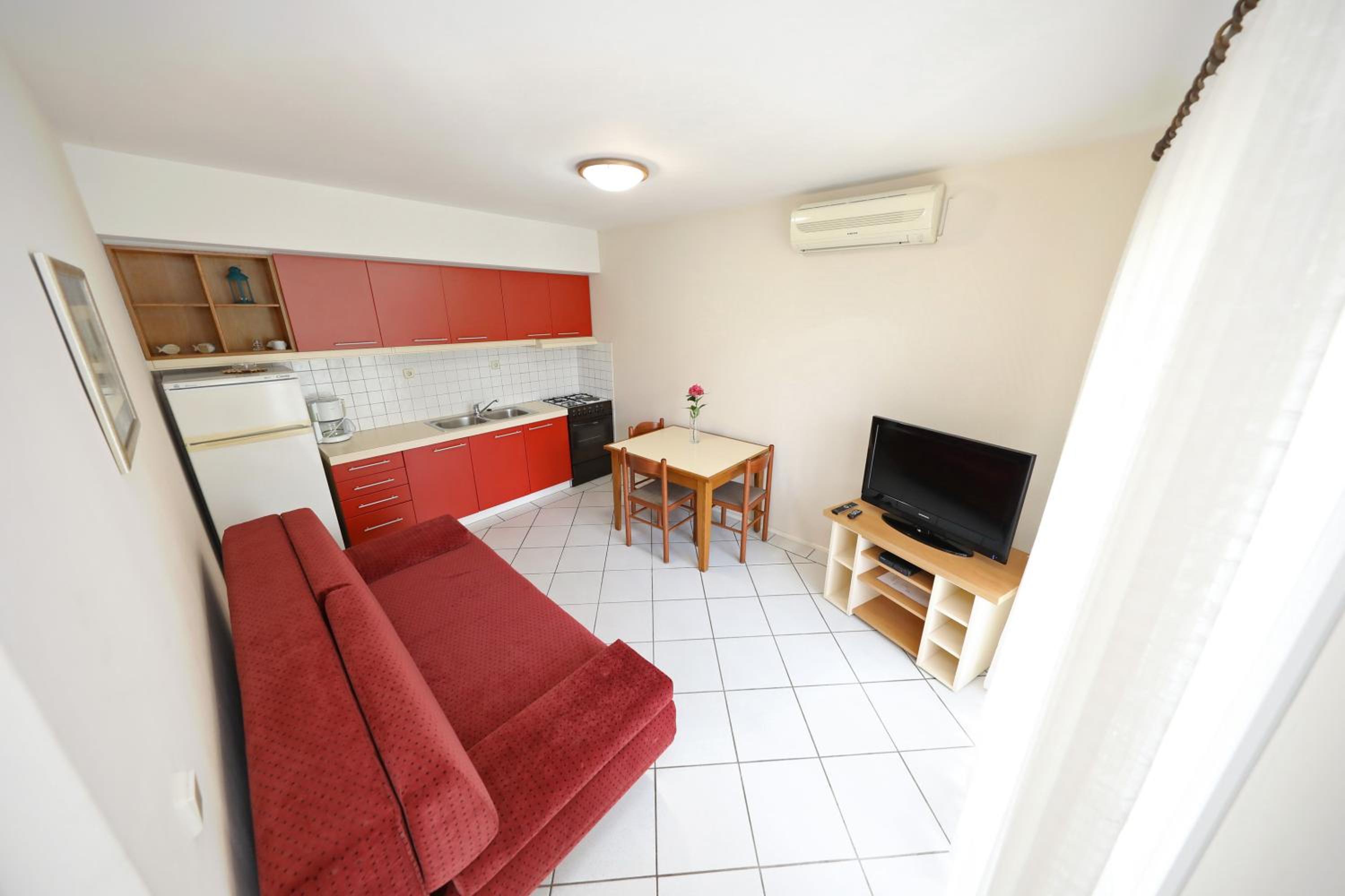 Girica Apartments