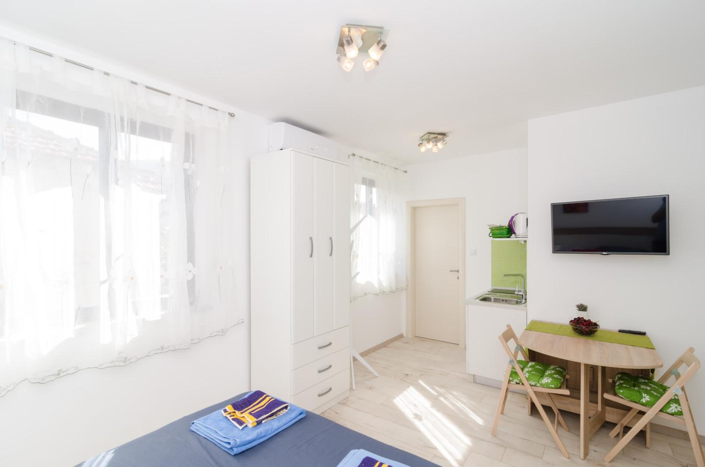 Apartments Eva