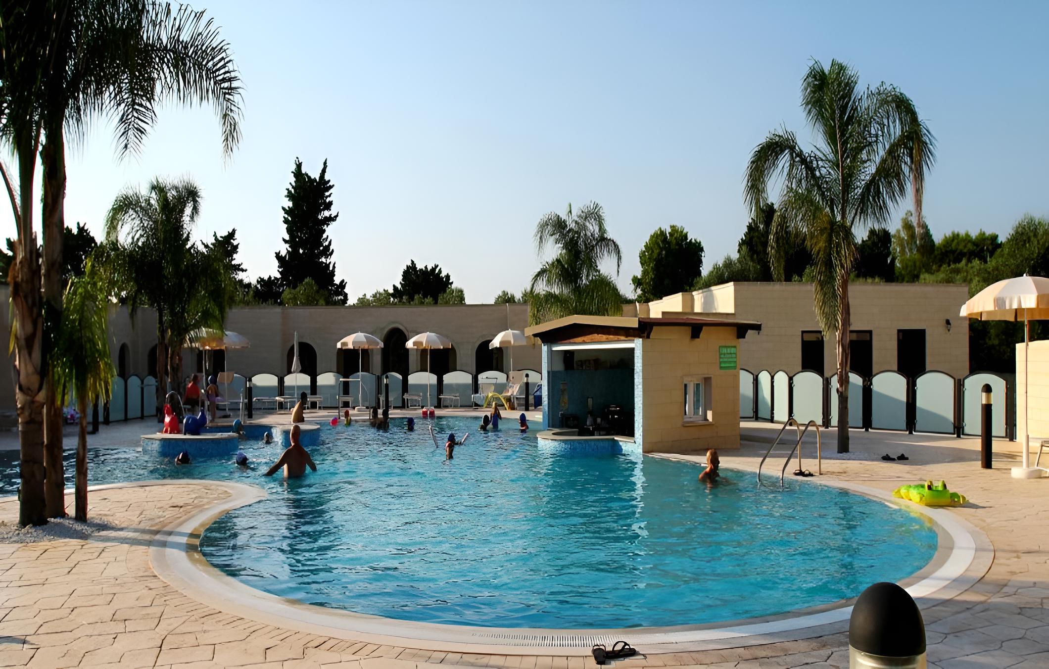 swimming pool