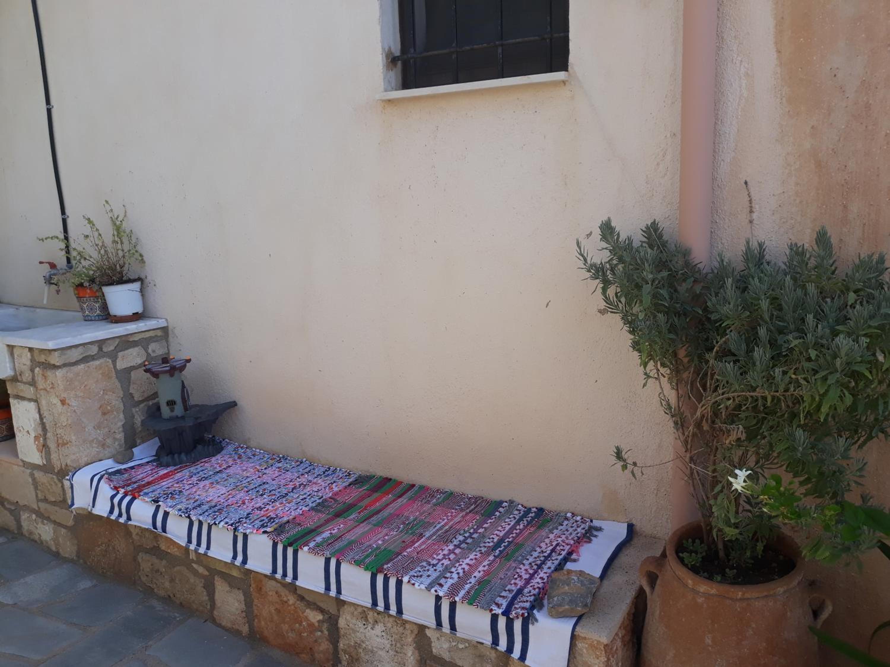 Koutouloufari Cosy Cretan Cottage