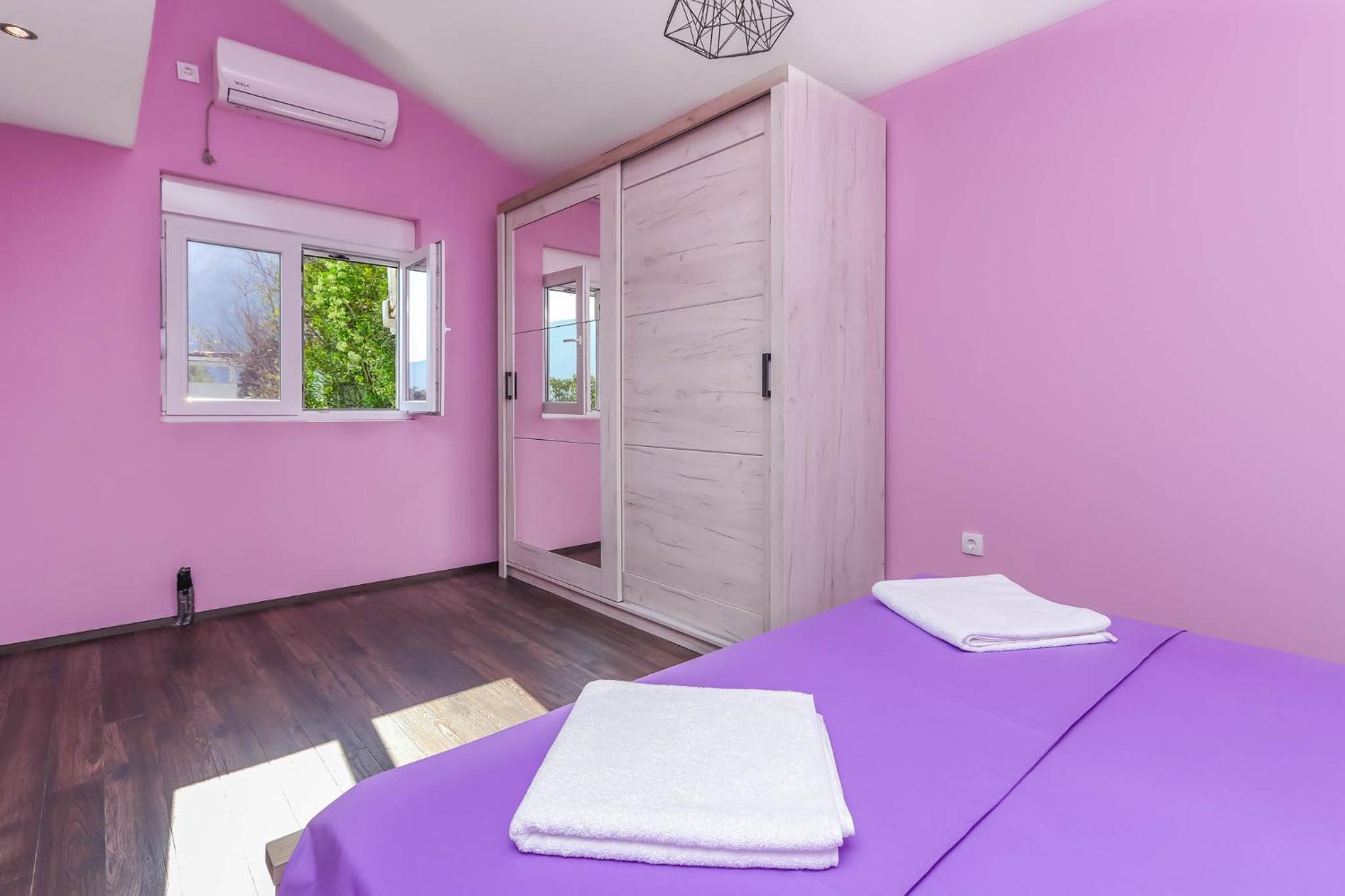 JR Luxury Apartment view 5