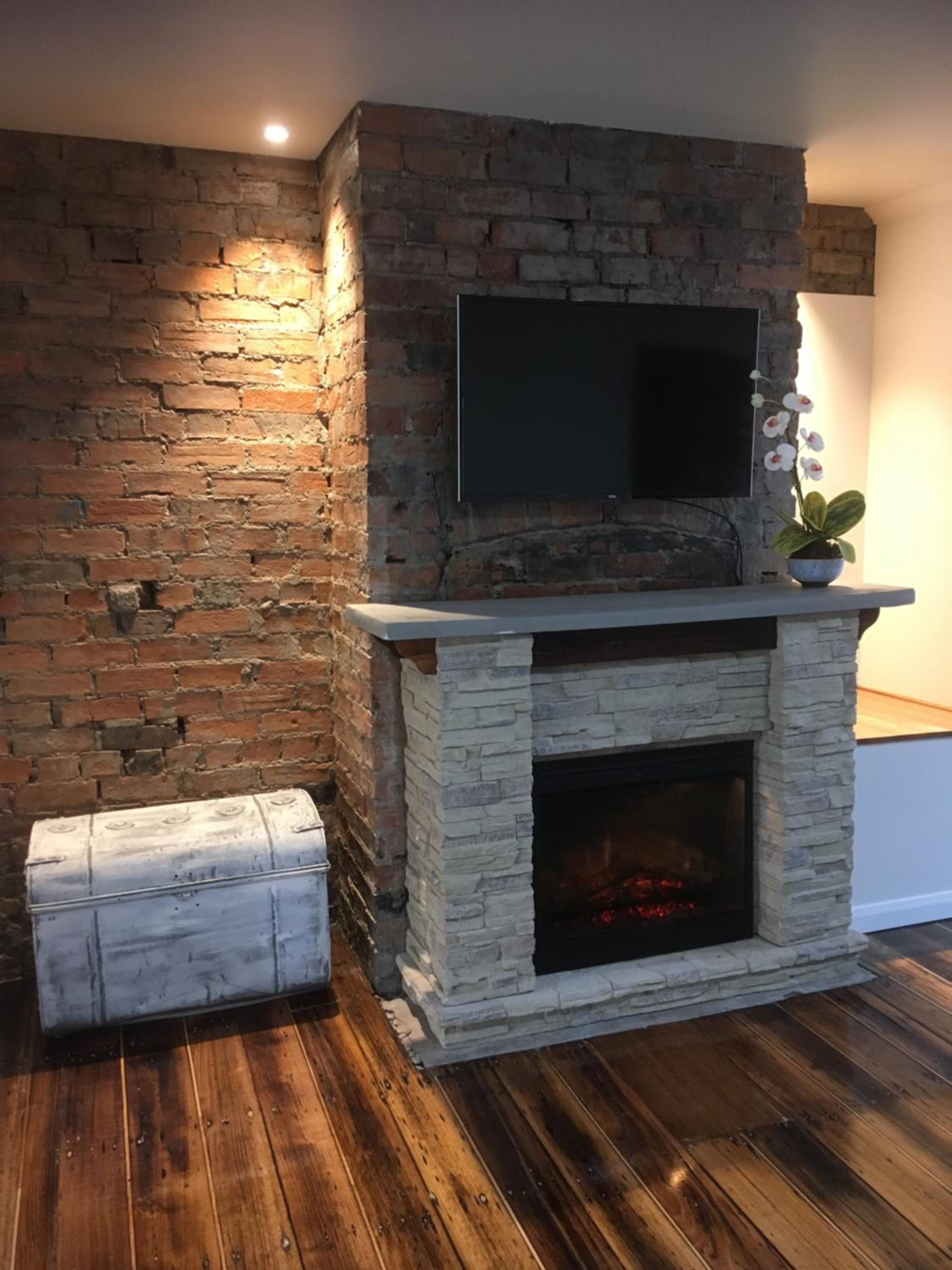 3ree- Spacious & Charming Apartment