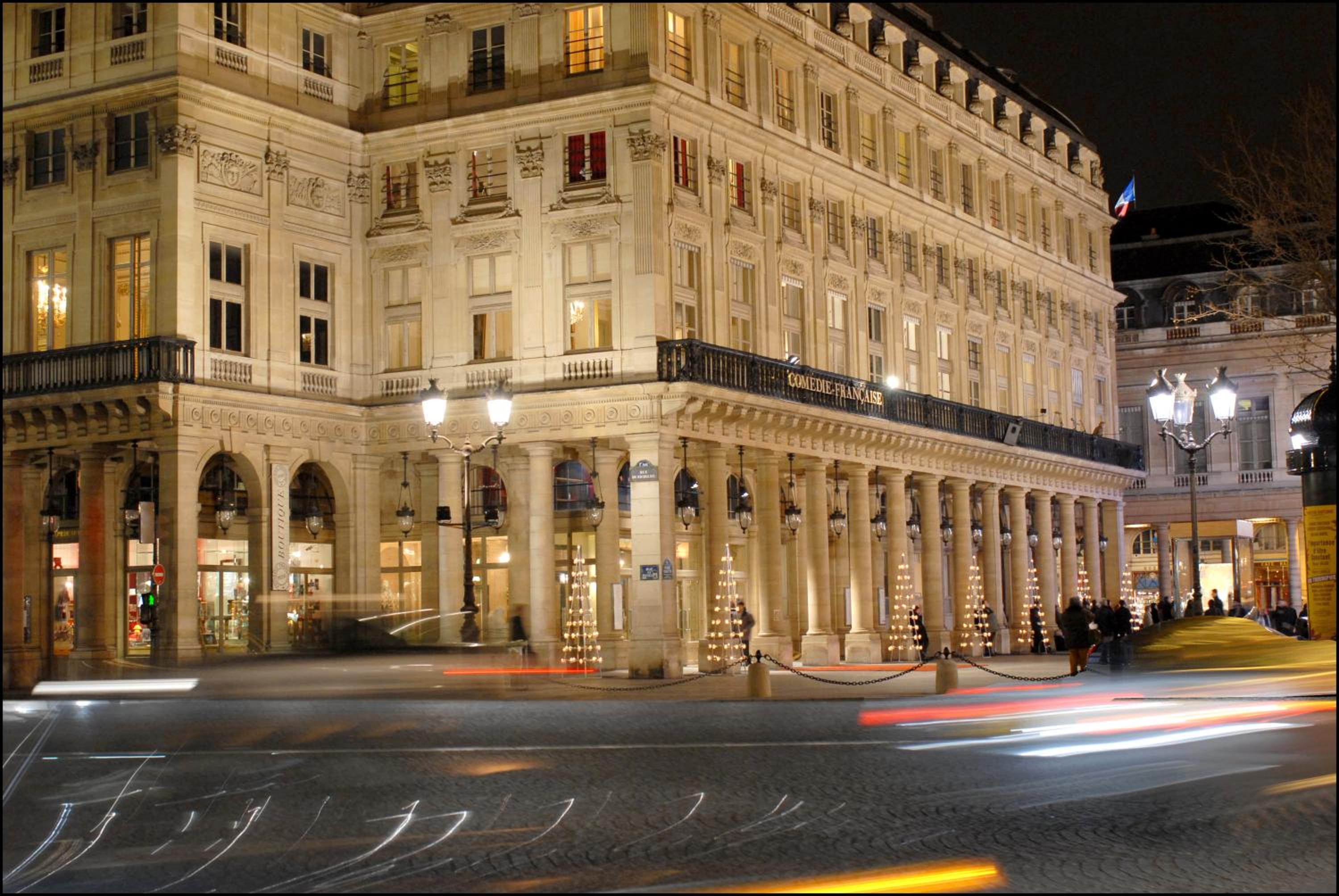 Luxury Apartment Paris Louvre
