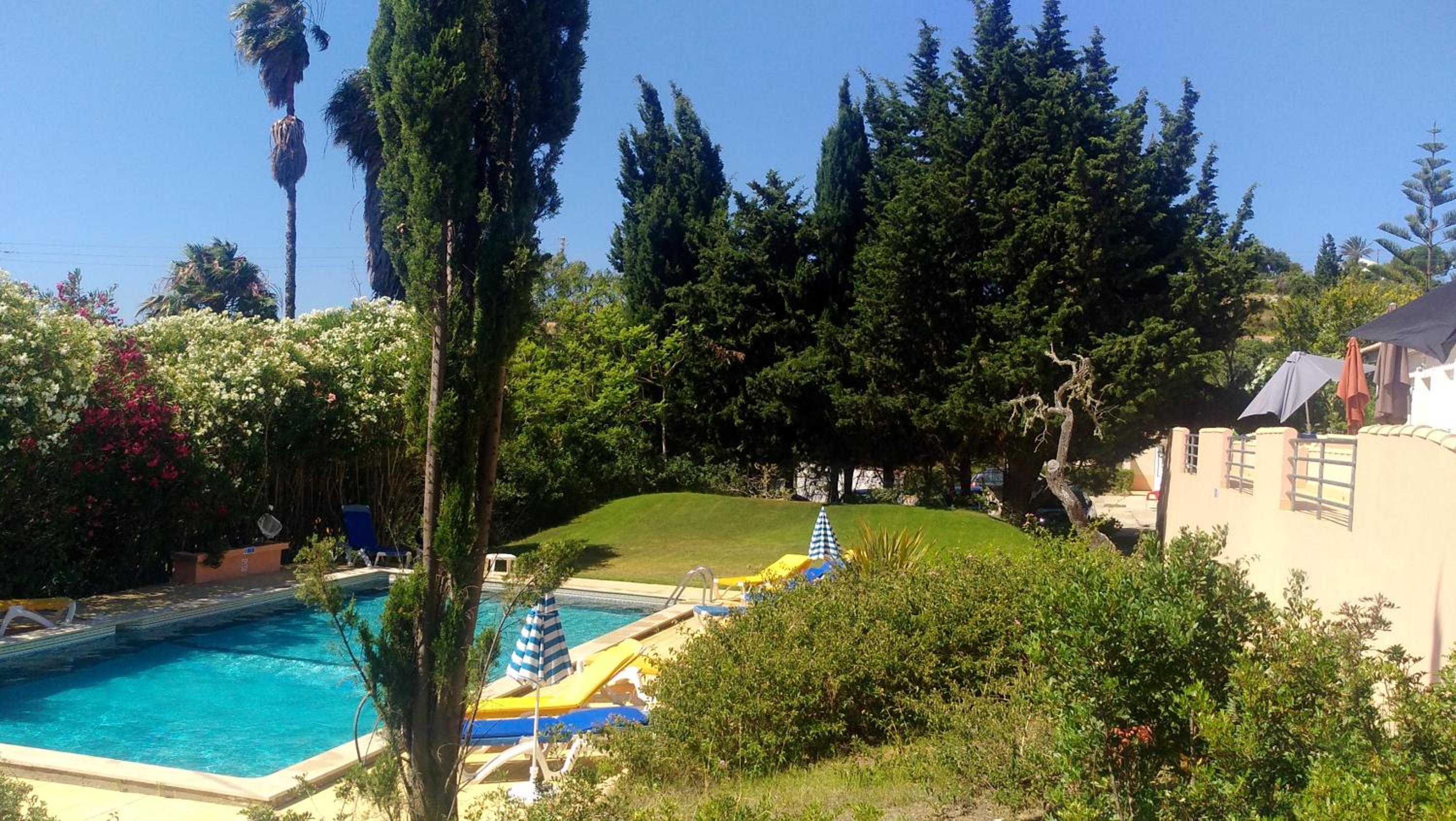 Falfeira Apartments