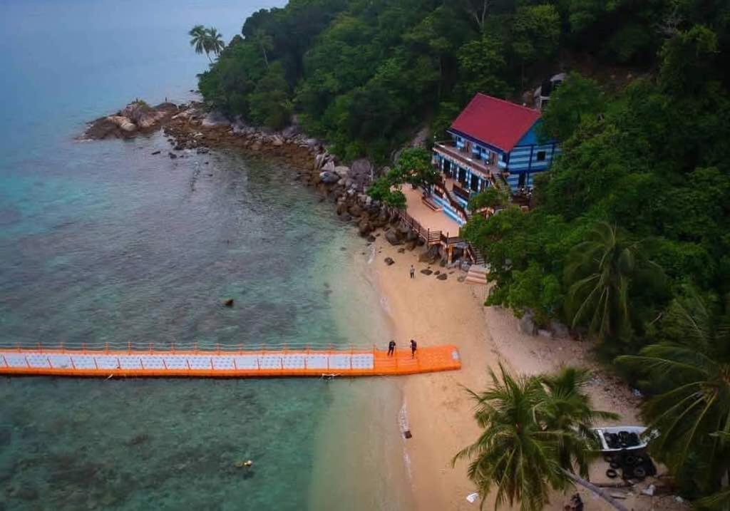Perhentian Nemo Chalet photo 8