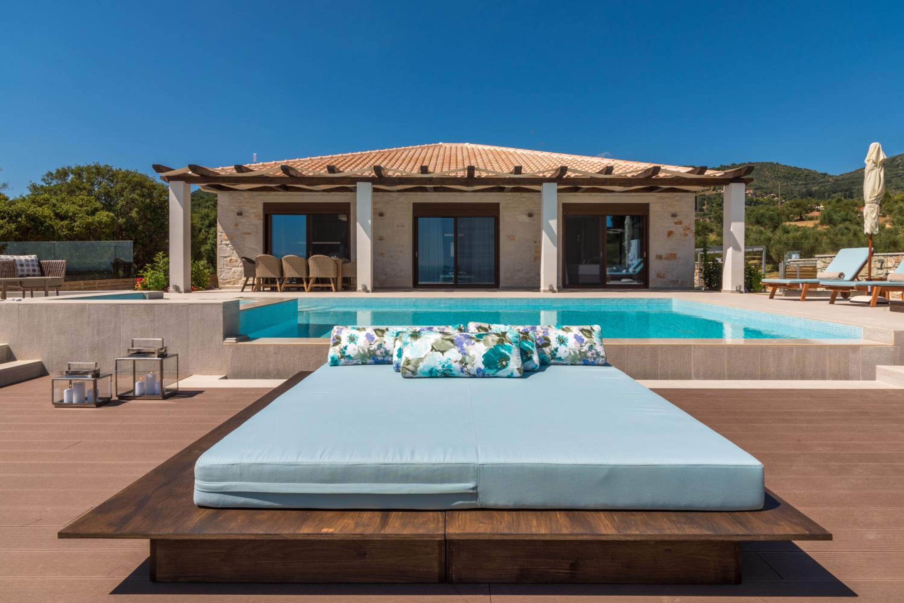 Hotel Porto Vasilikos Villas