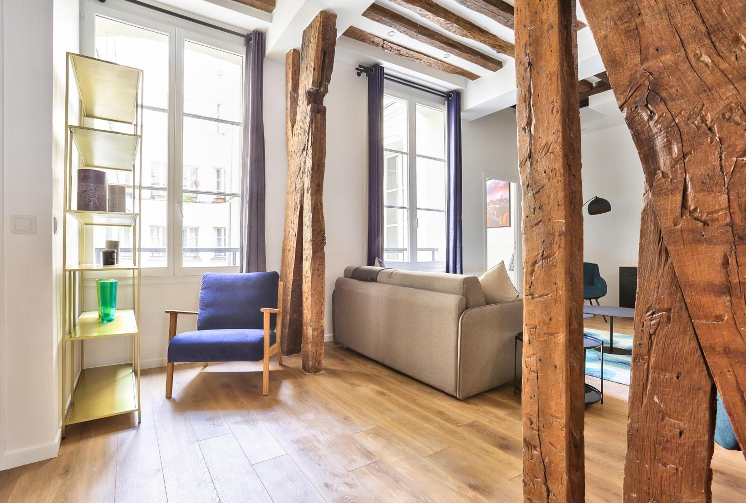 67 - Amazing Parisian Flat