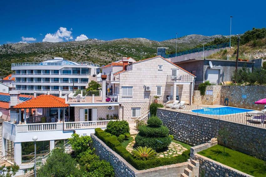 Paradis Apartments