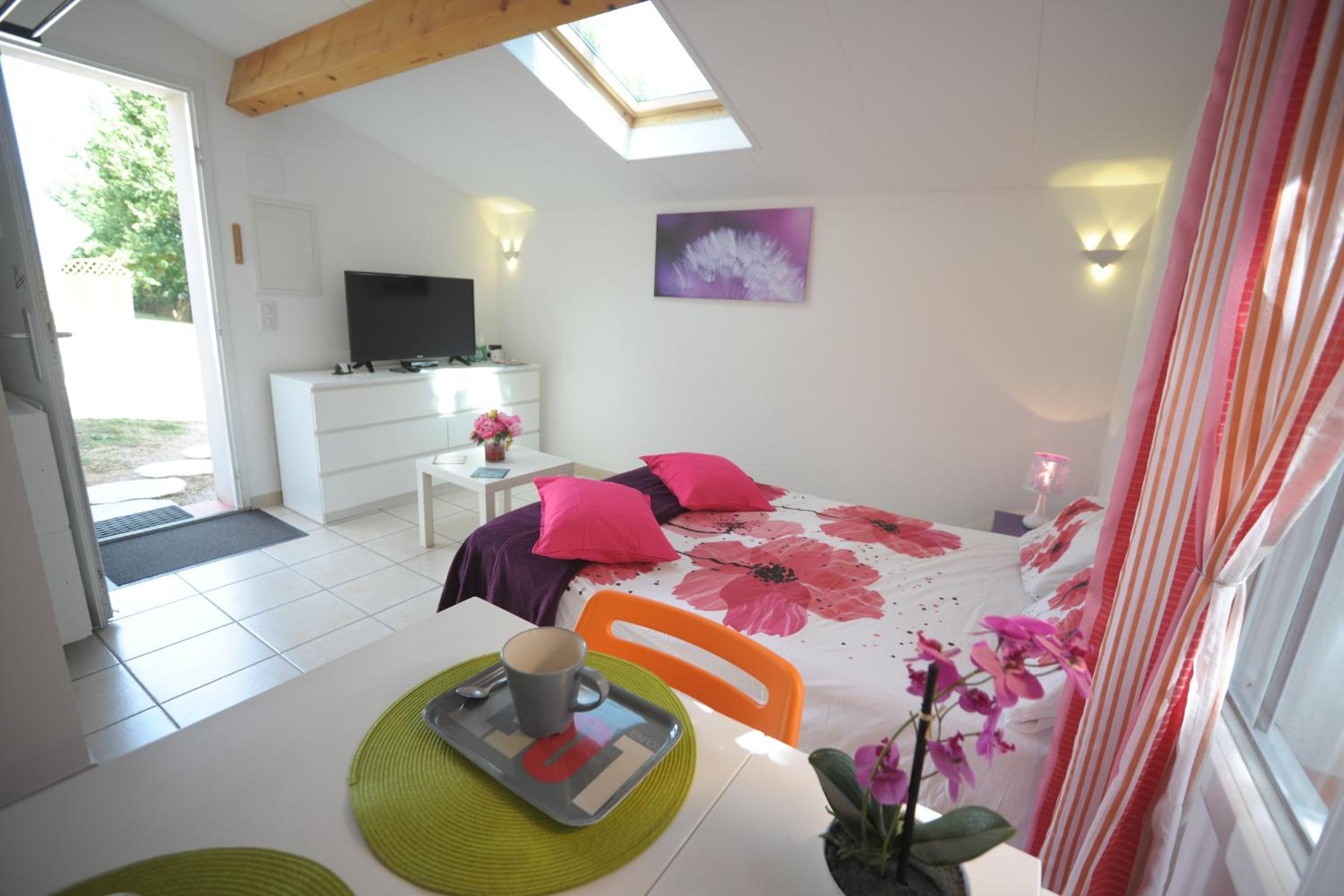 DORMIR A MONTAUBAN Logements Carreyrat Calme et Verdoyant