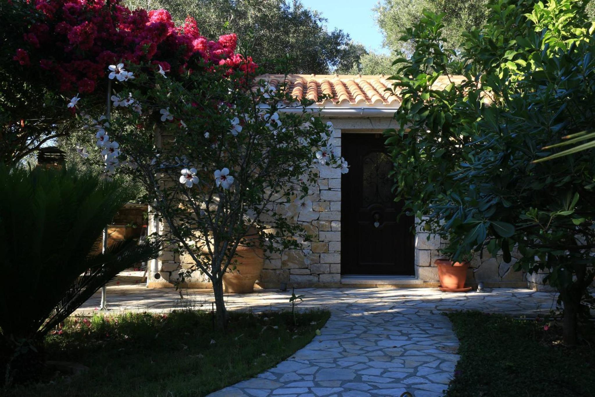VILLA LOULAKI Magazia PAXI view 4