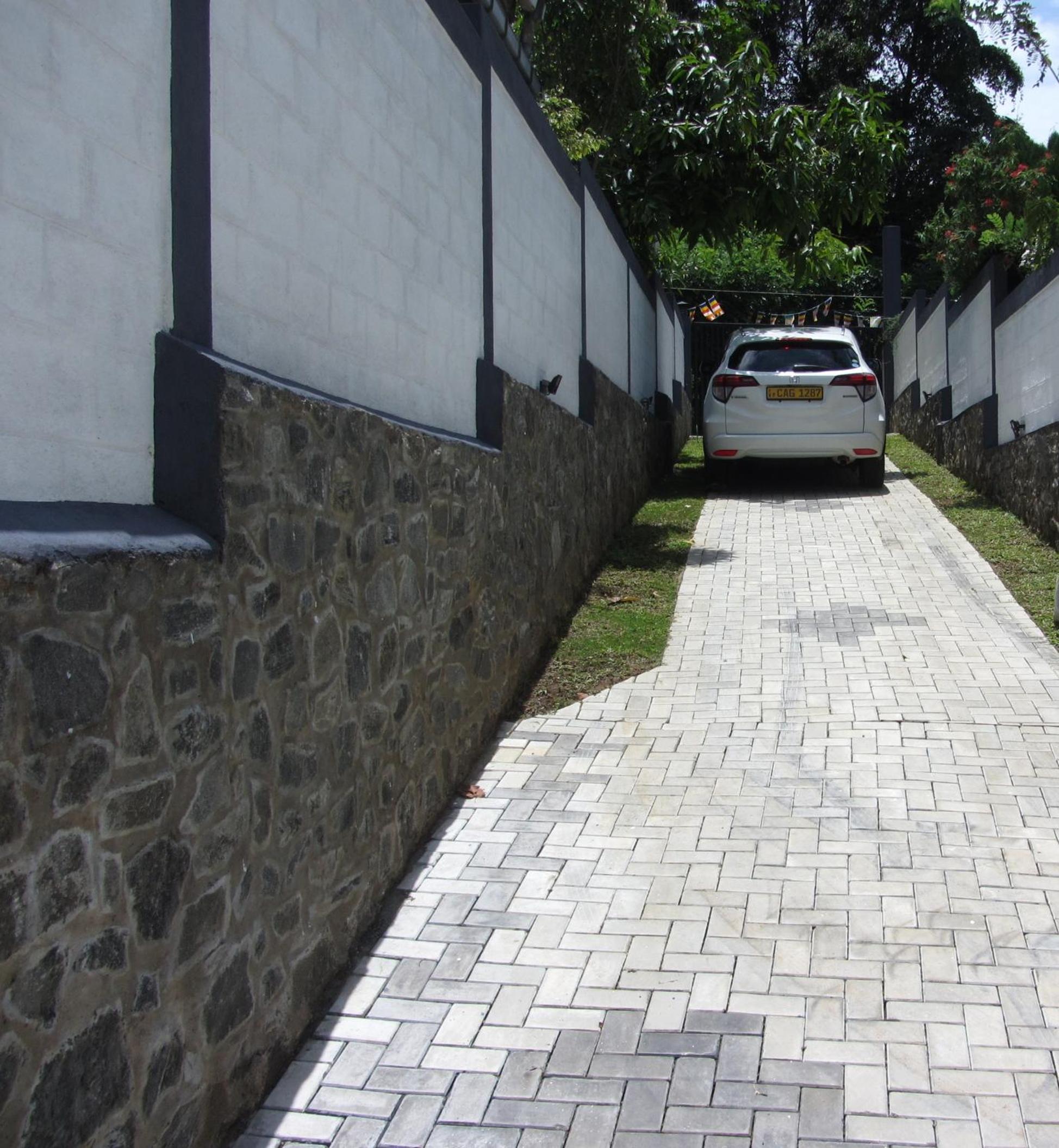Twin Villa 22 view 3