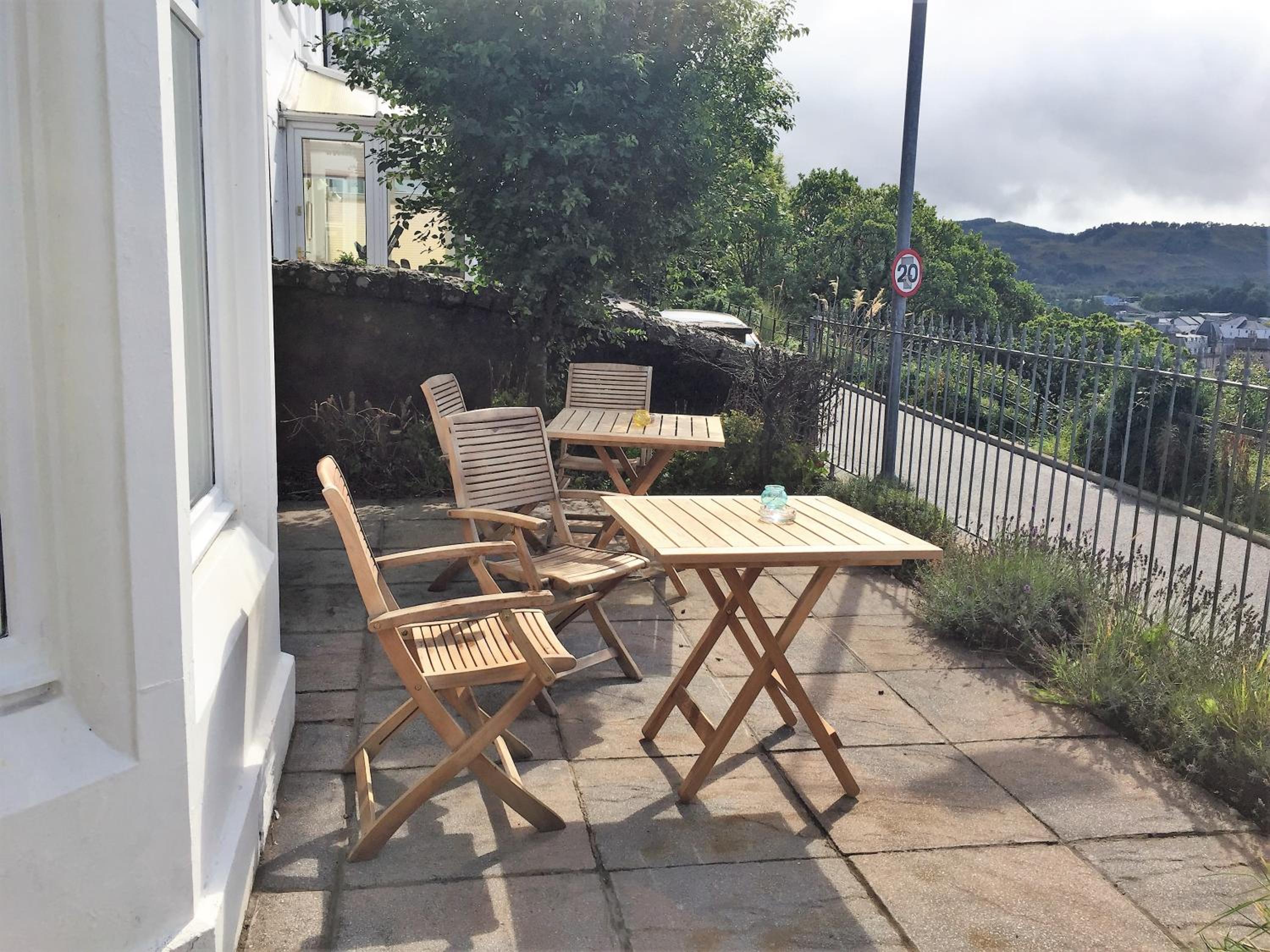 Invercloy Guest House view 4