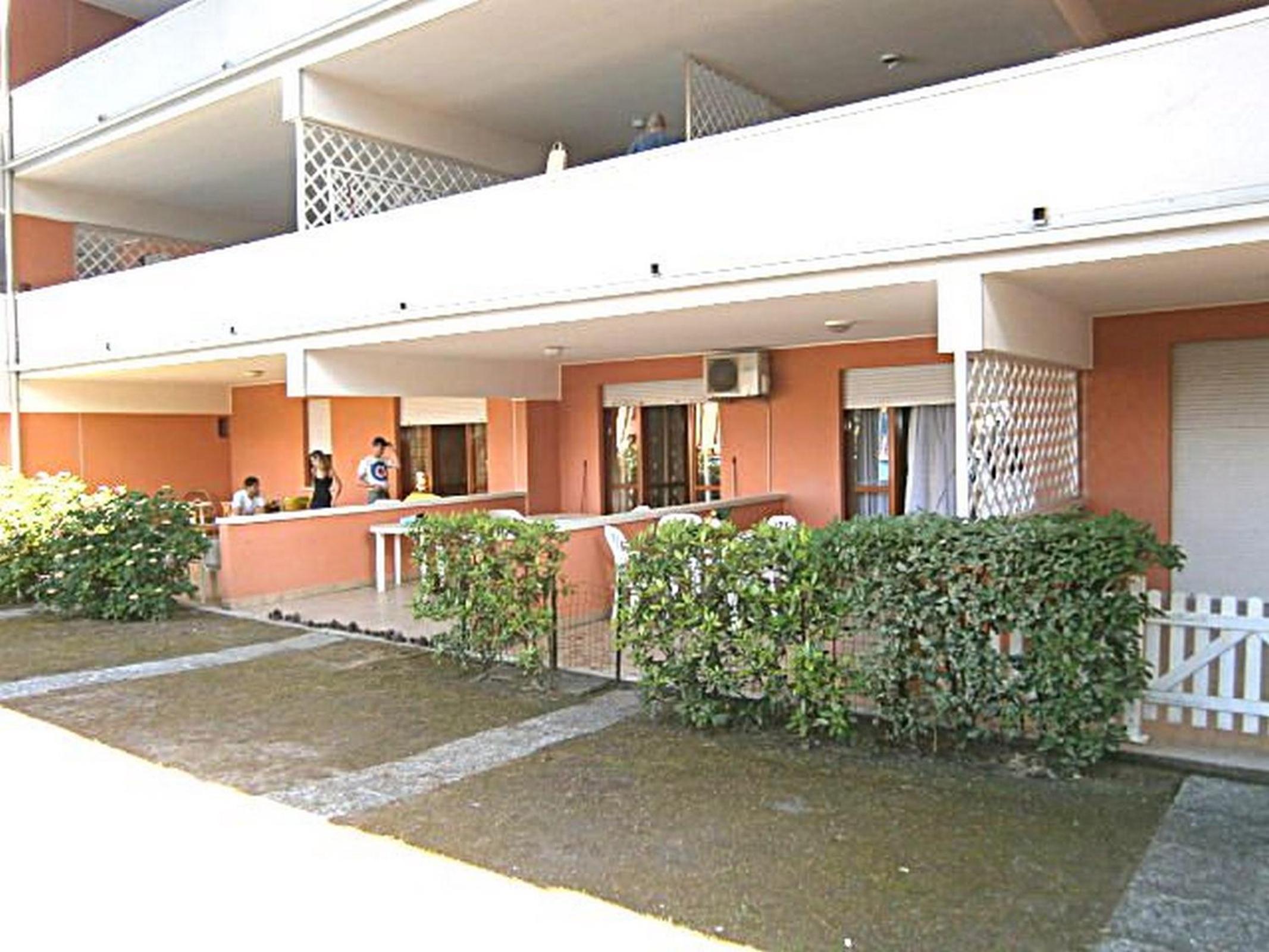 Villaggio Solarium view 4