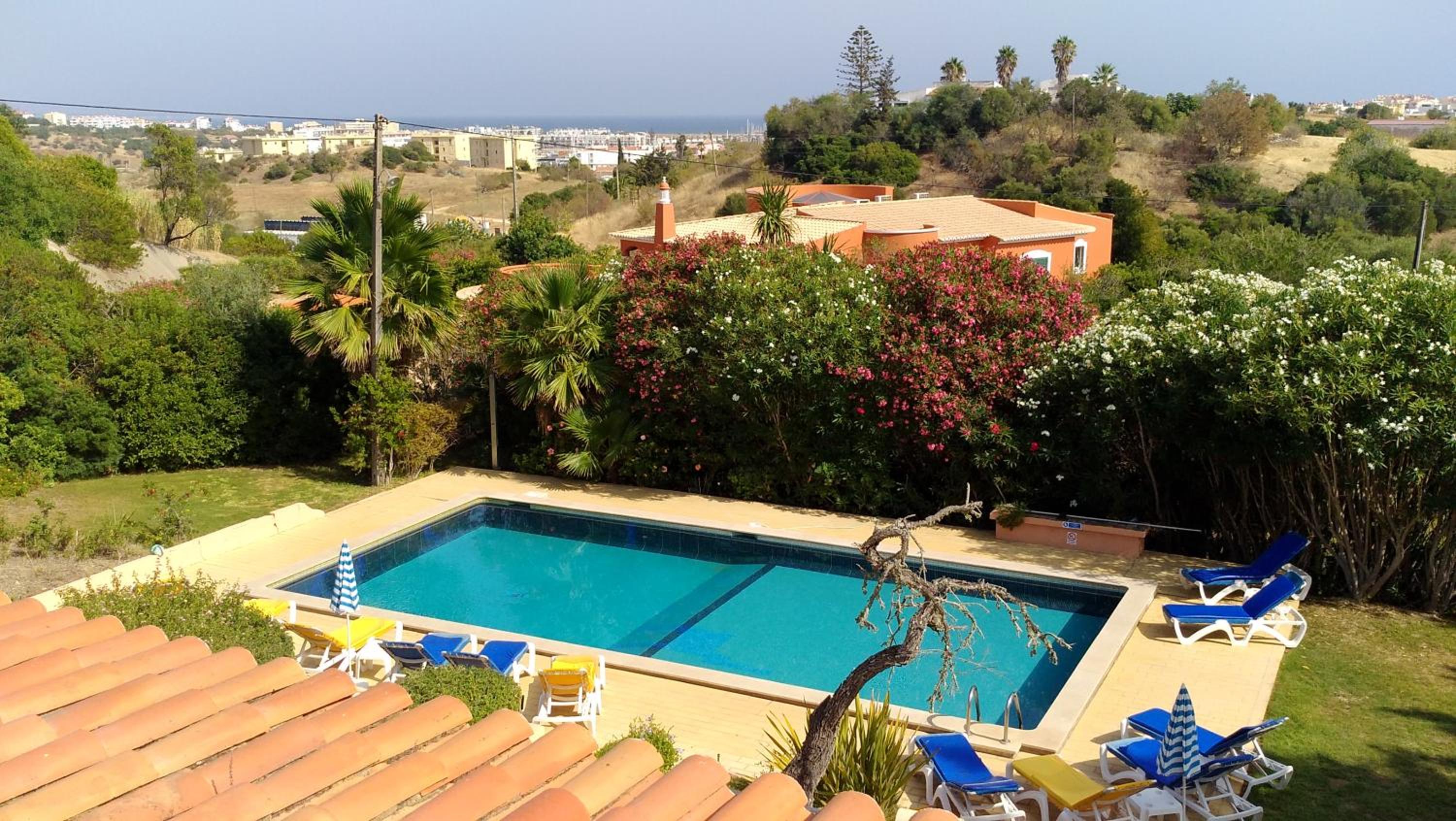 Falfeira Apartments