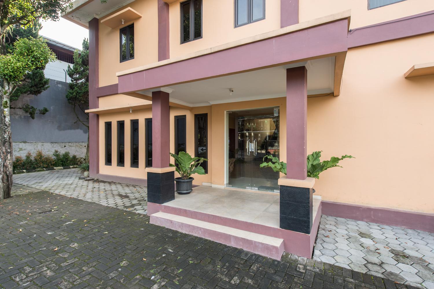 Hotel 68 Lembang