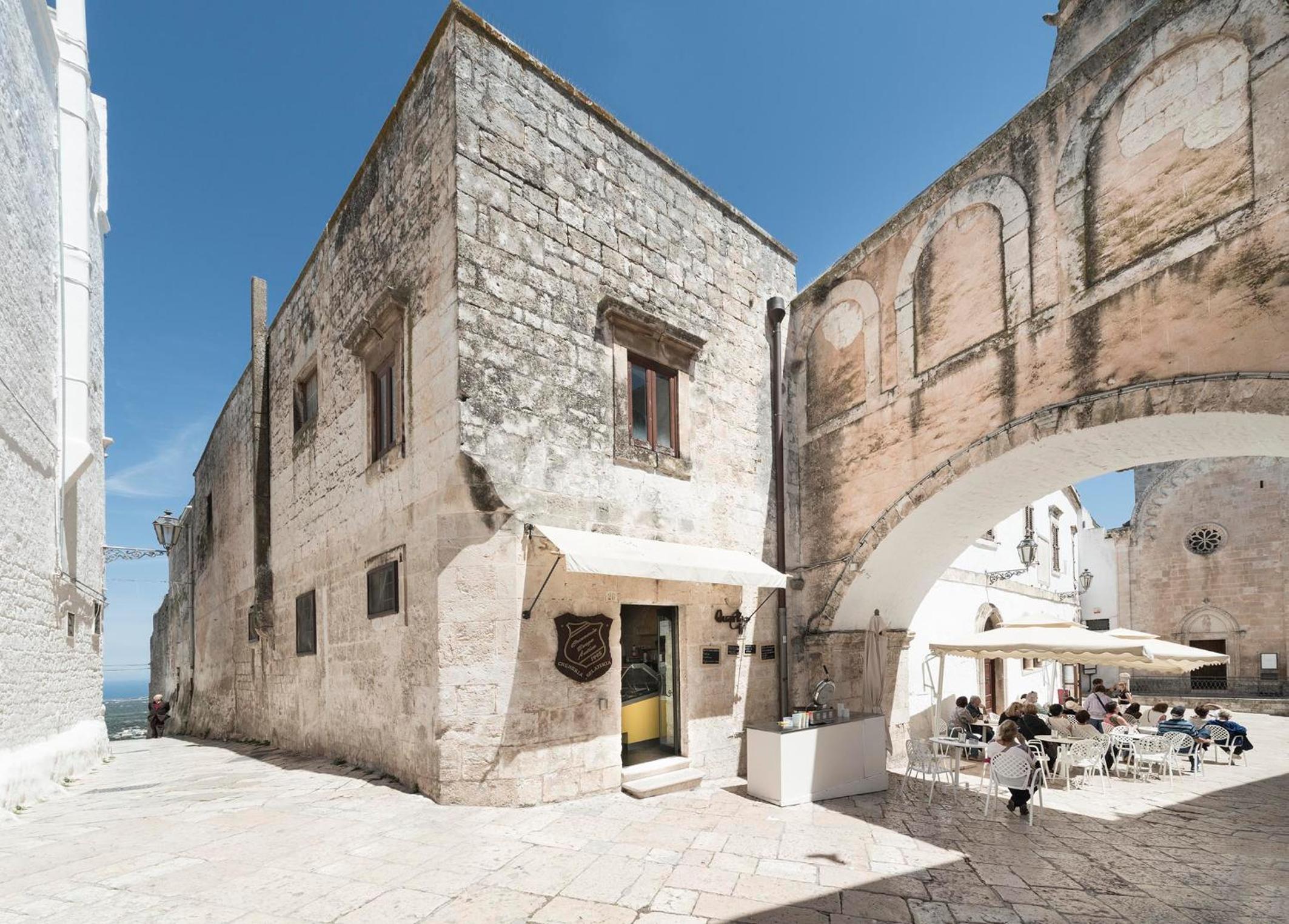 Torretta Alchimia view 2
