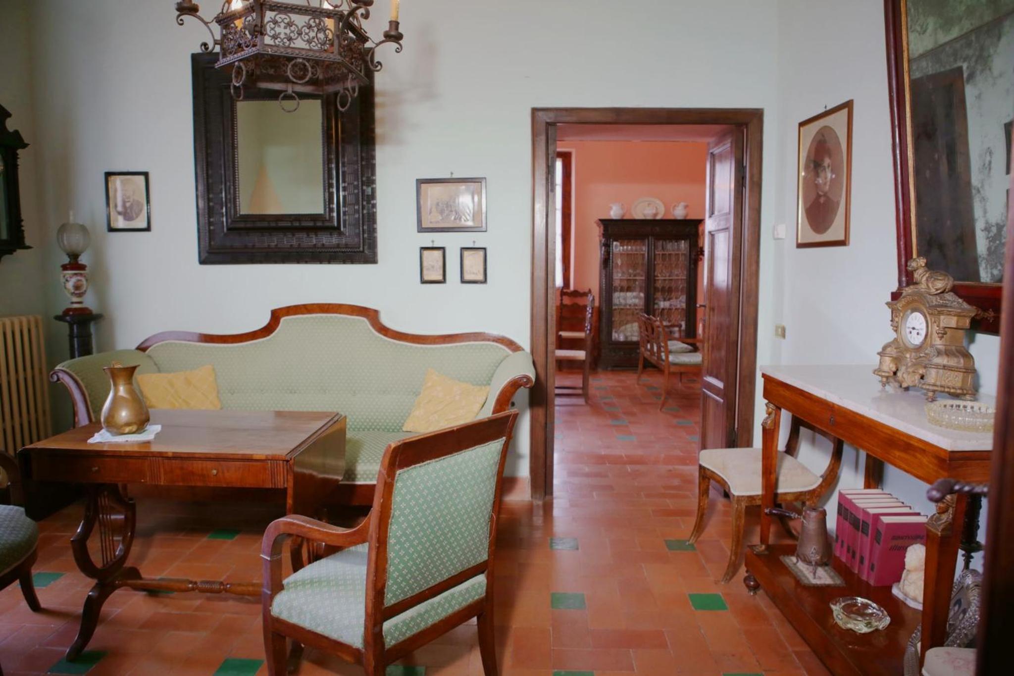 Photo 23