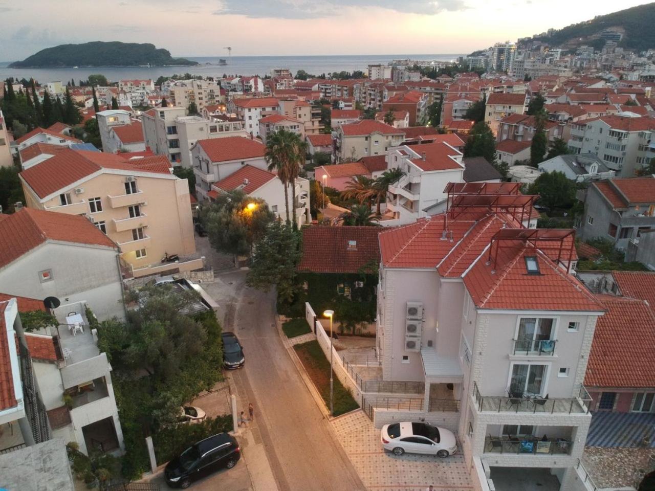 Apartment L Palace — photo 24