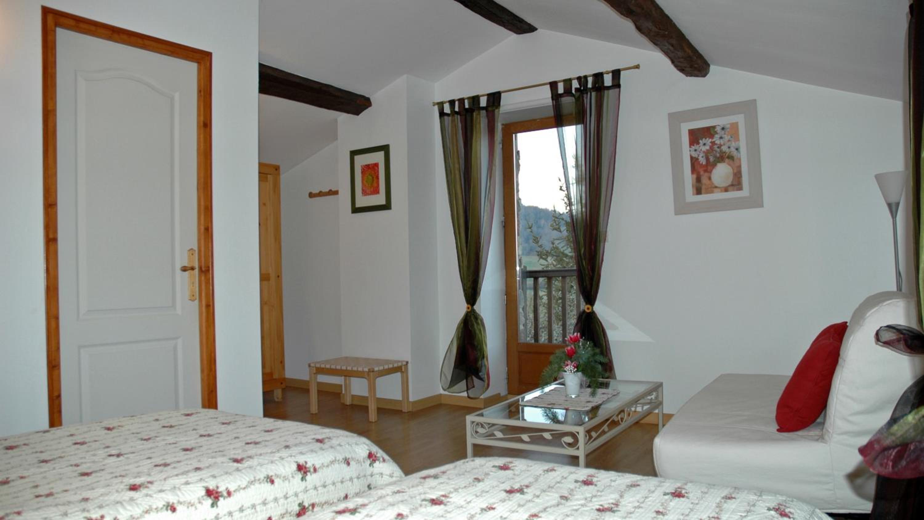 Chambres d'hôtes La Hulotte 69 view 5