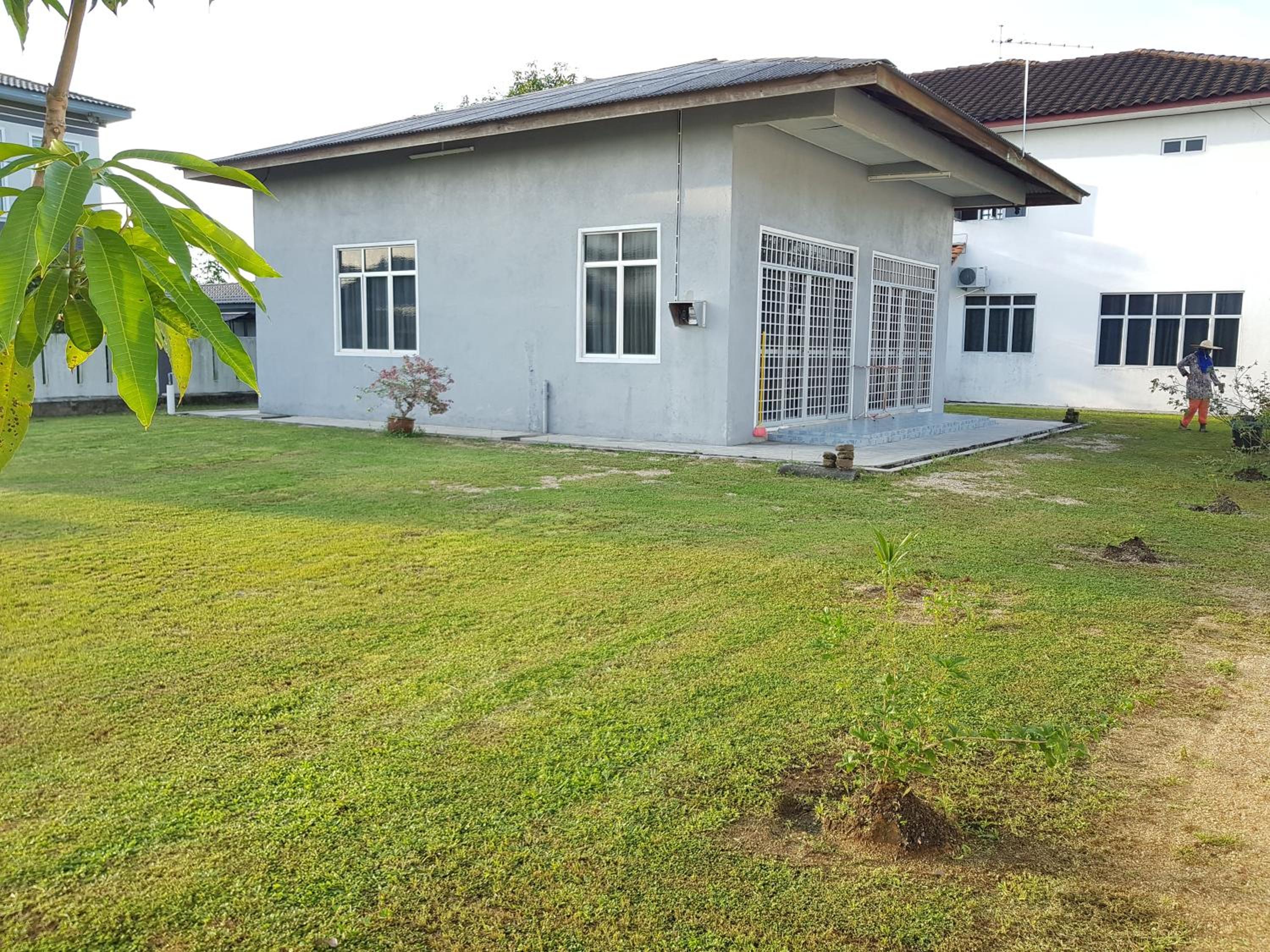 3H REST HOUSE @ HOMESTAY photo 1
