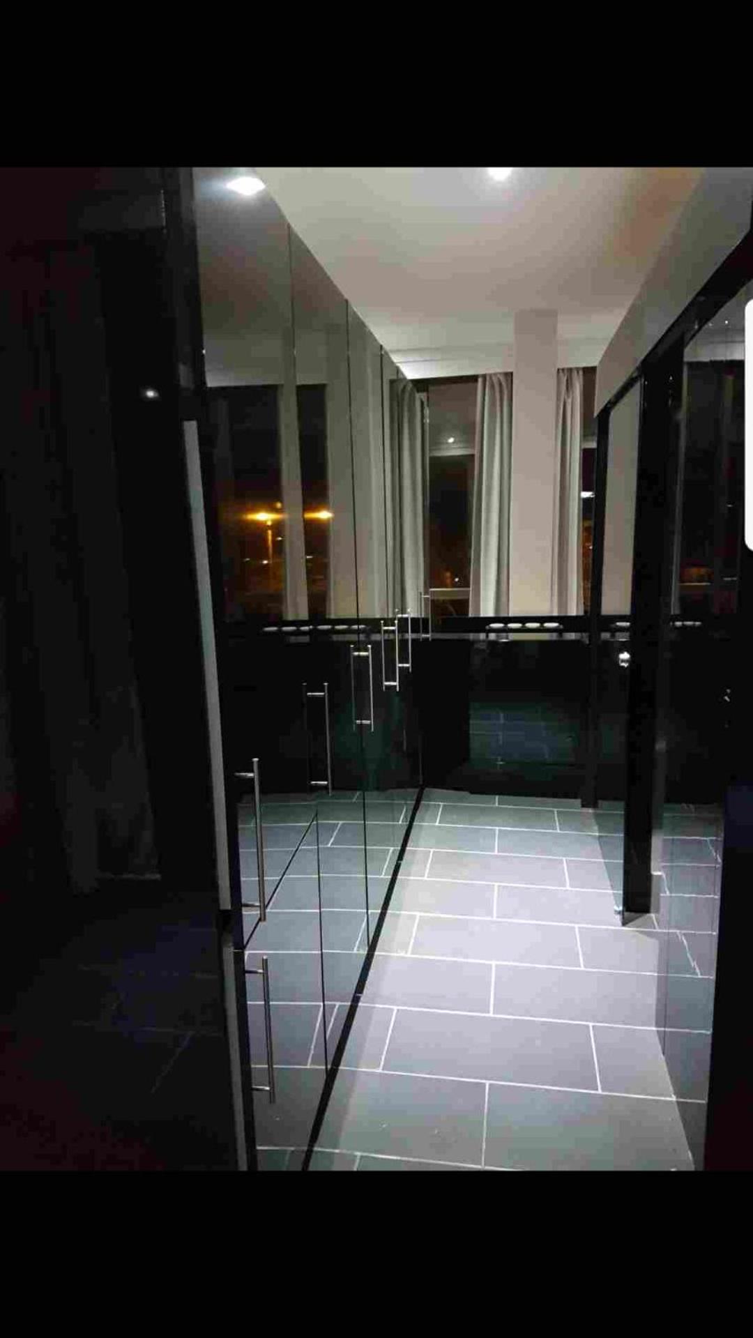 Black loft photo 5