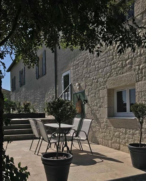 Le Domaine des Terres Blanches view 2