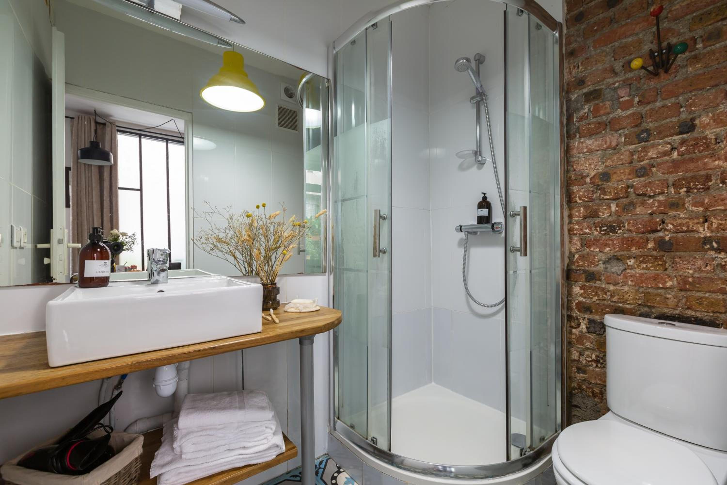 Artisan Lofts near Marais