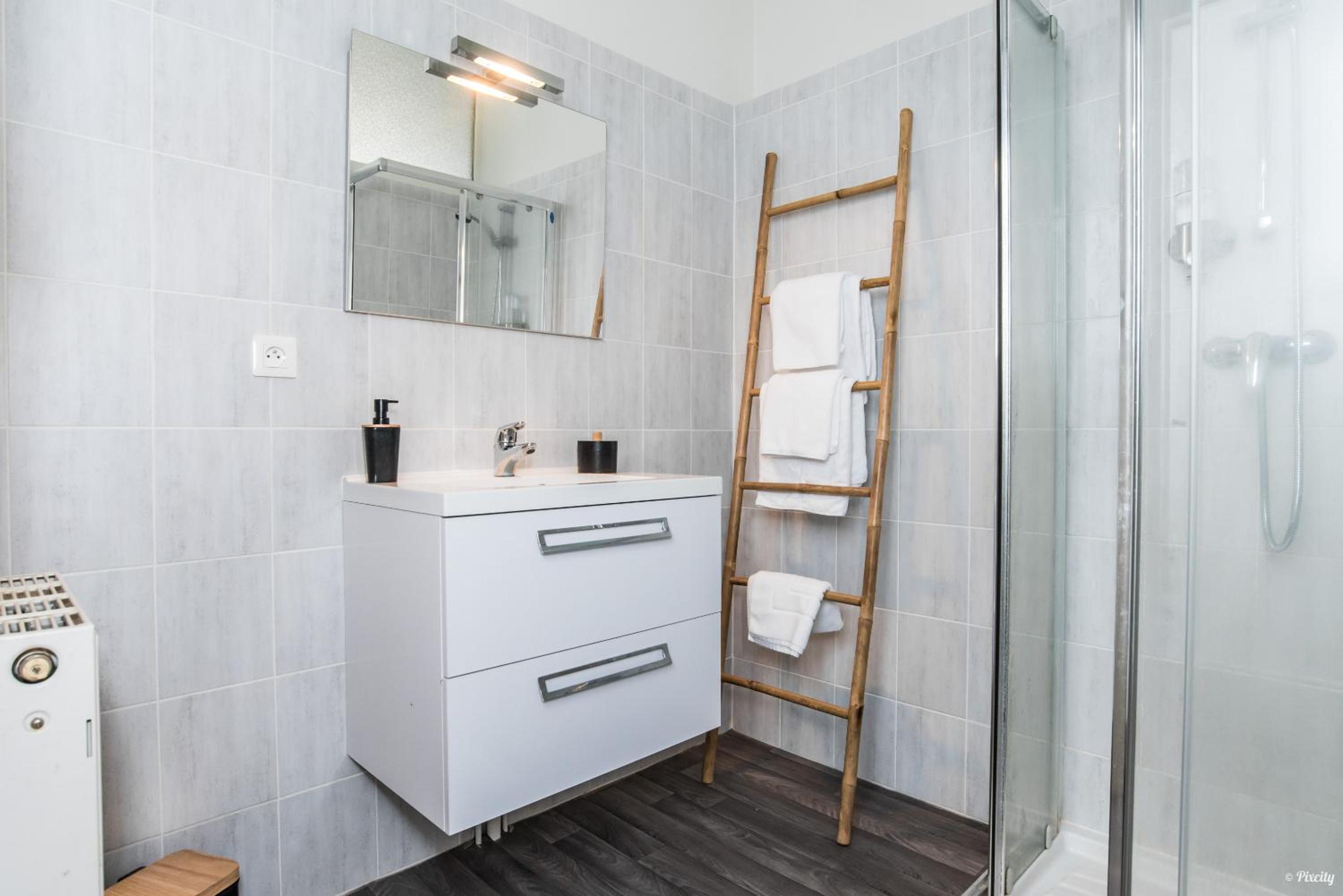 Appartements Scaliger Jardin Wifi Proche Gare