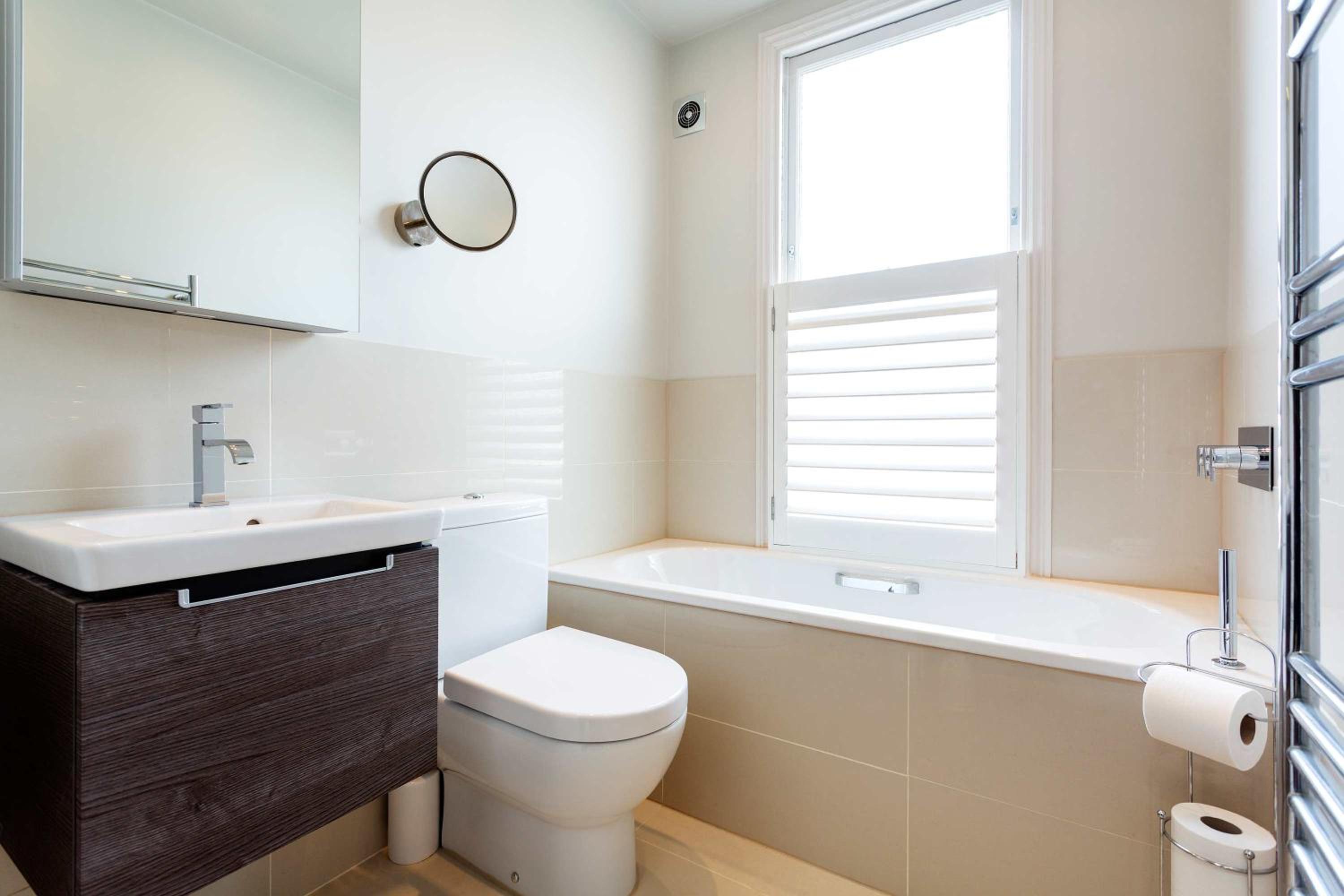 Veeve - Classic Contemporary