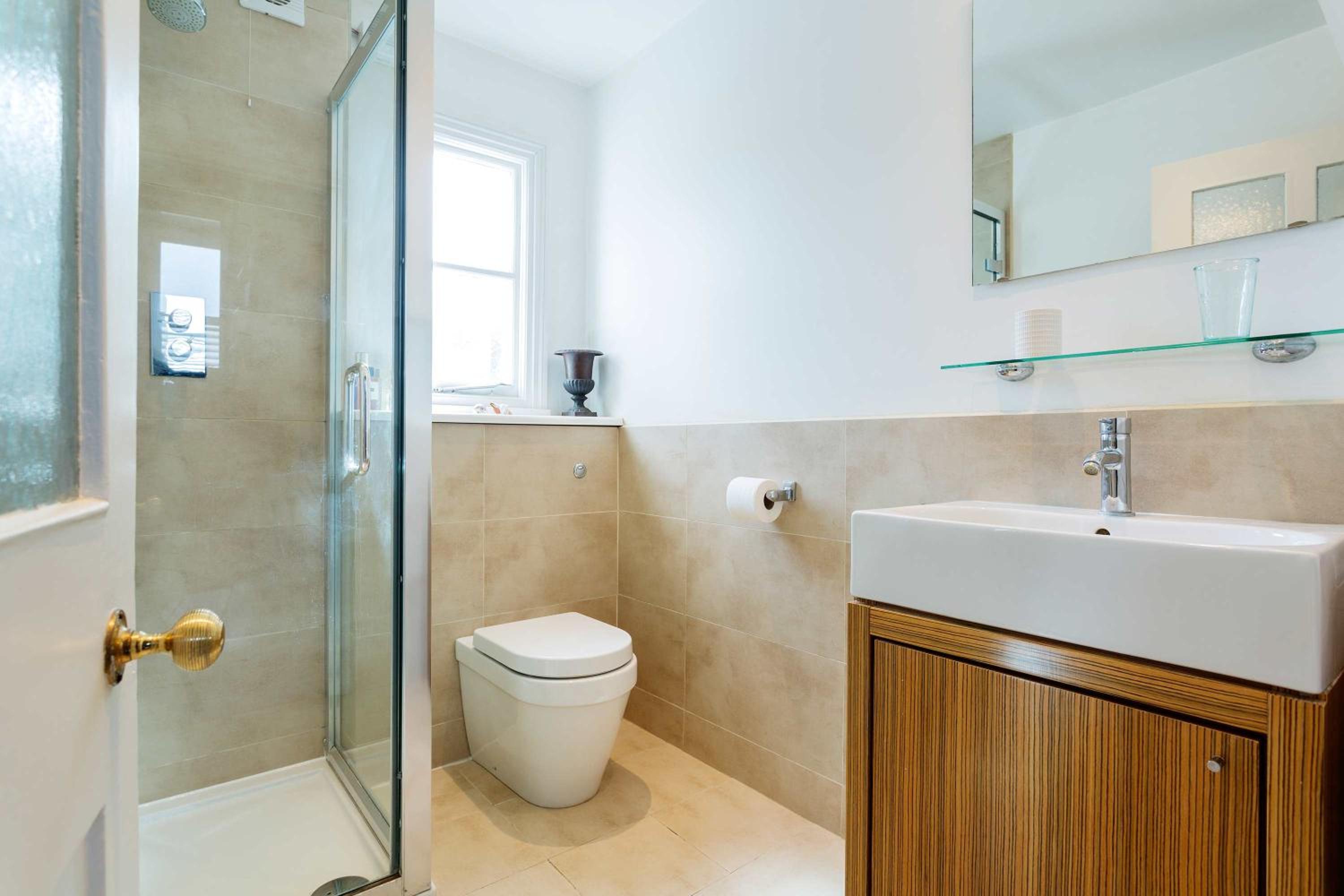 Veeve - Classic Contemporary