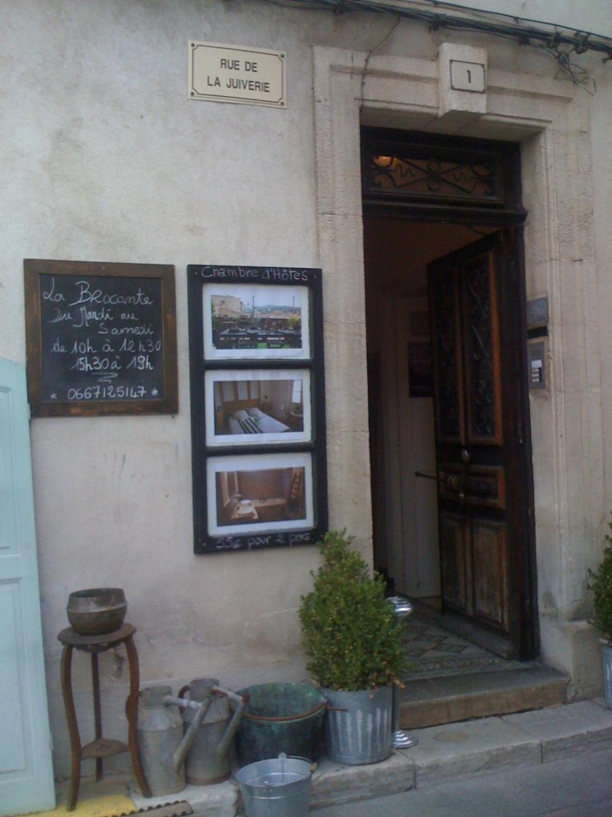 Photo 32