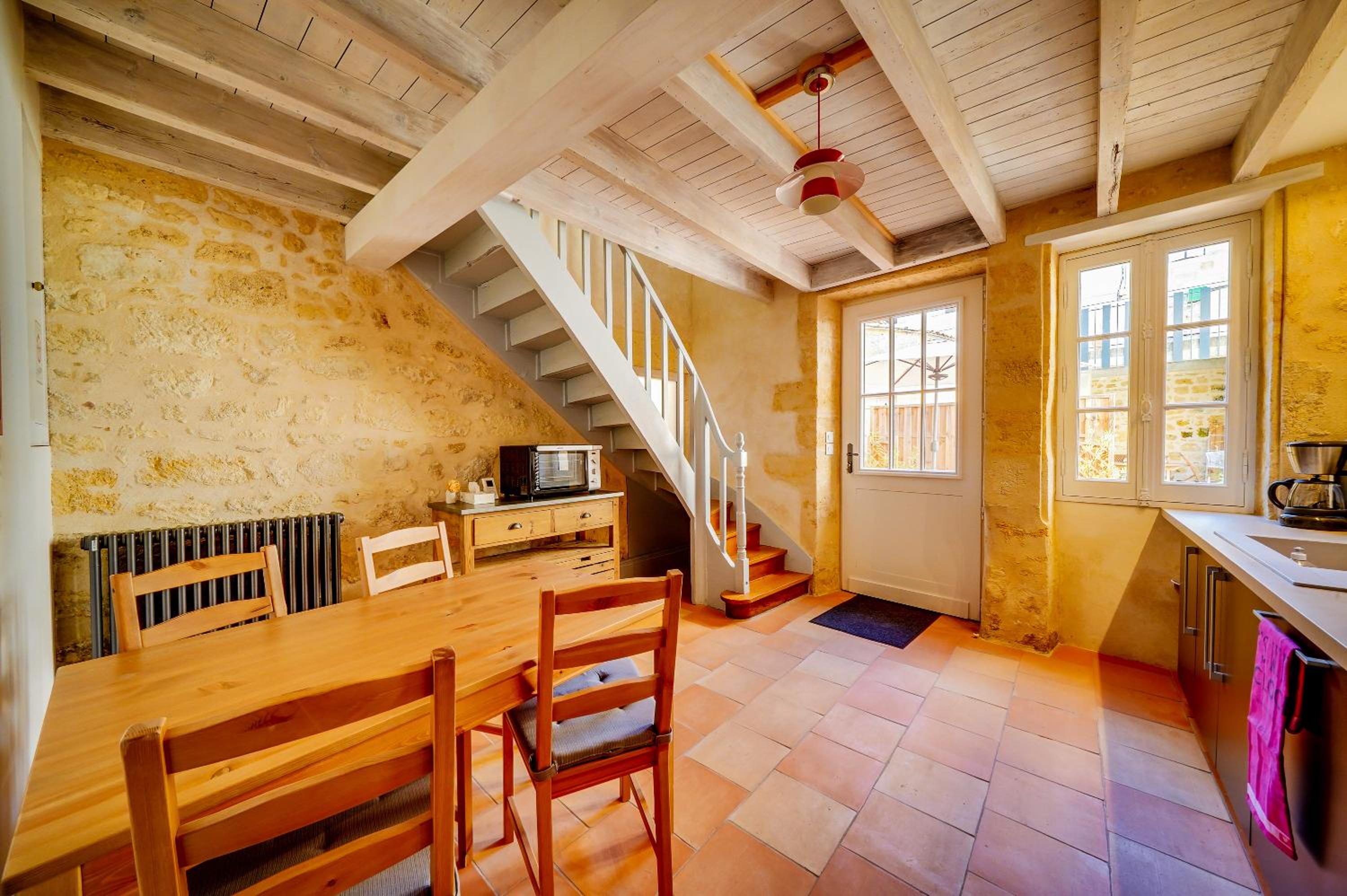Logis Loiseau avec terrasse view 4