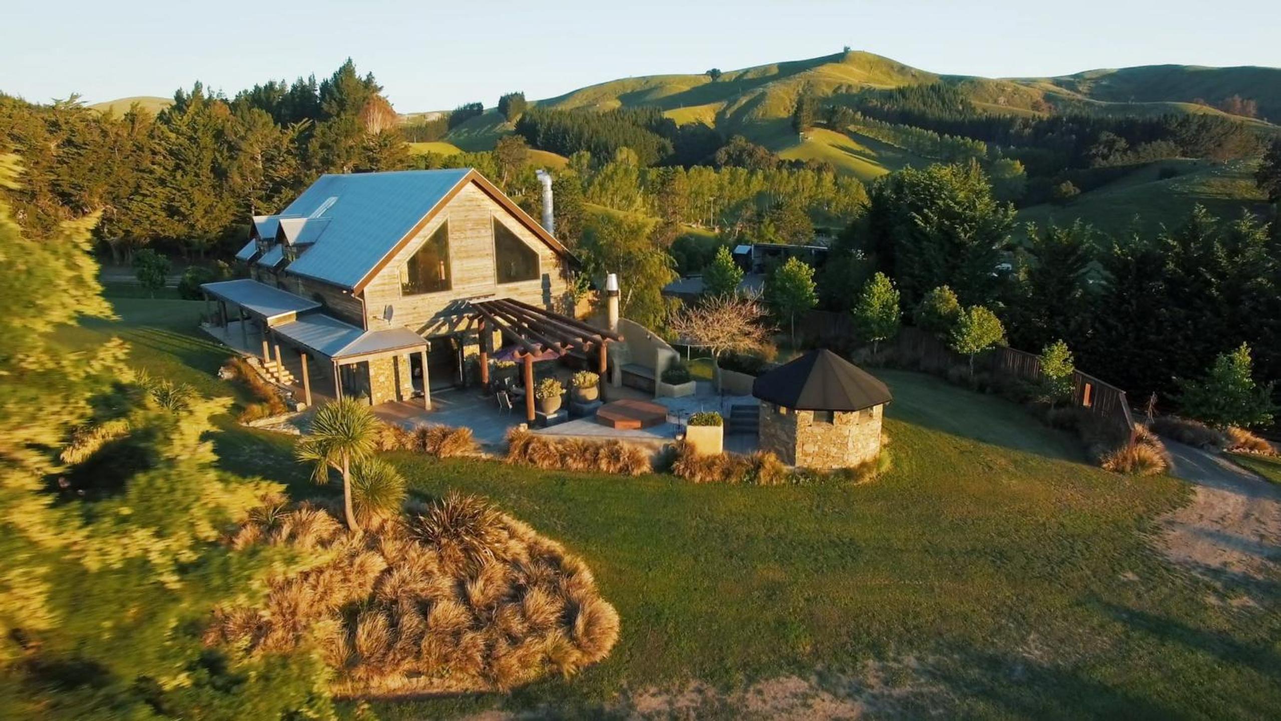 Tree House Lodge Bed & Breakfast view 4