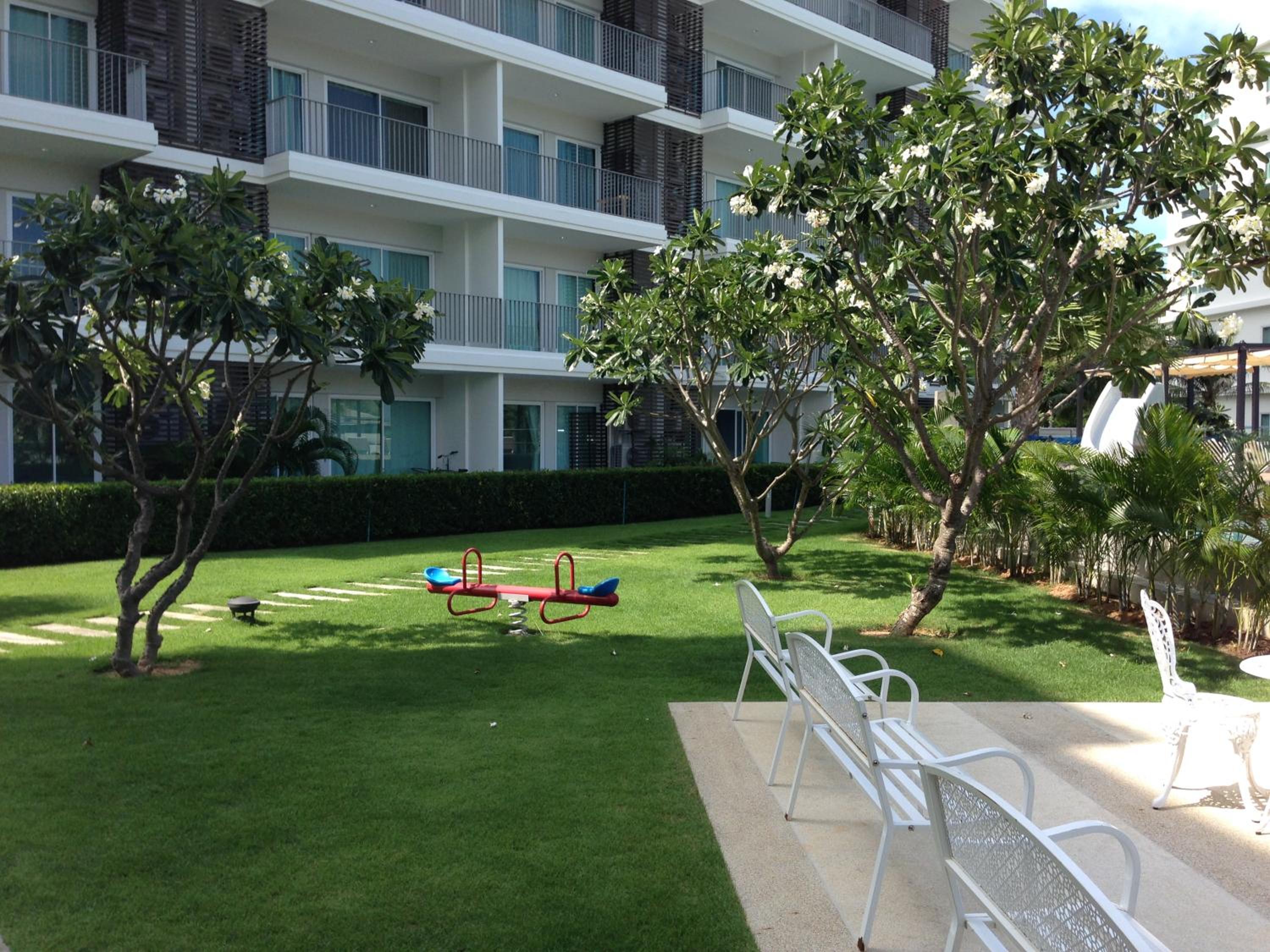 The Sea Condominium view 3