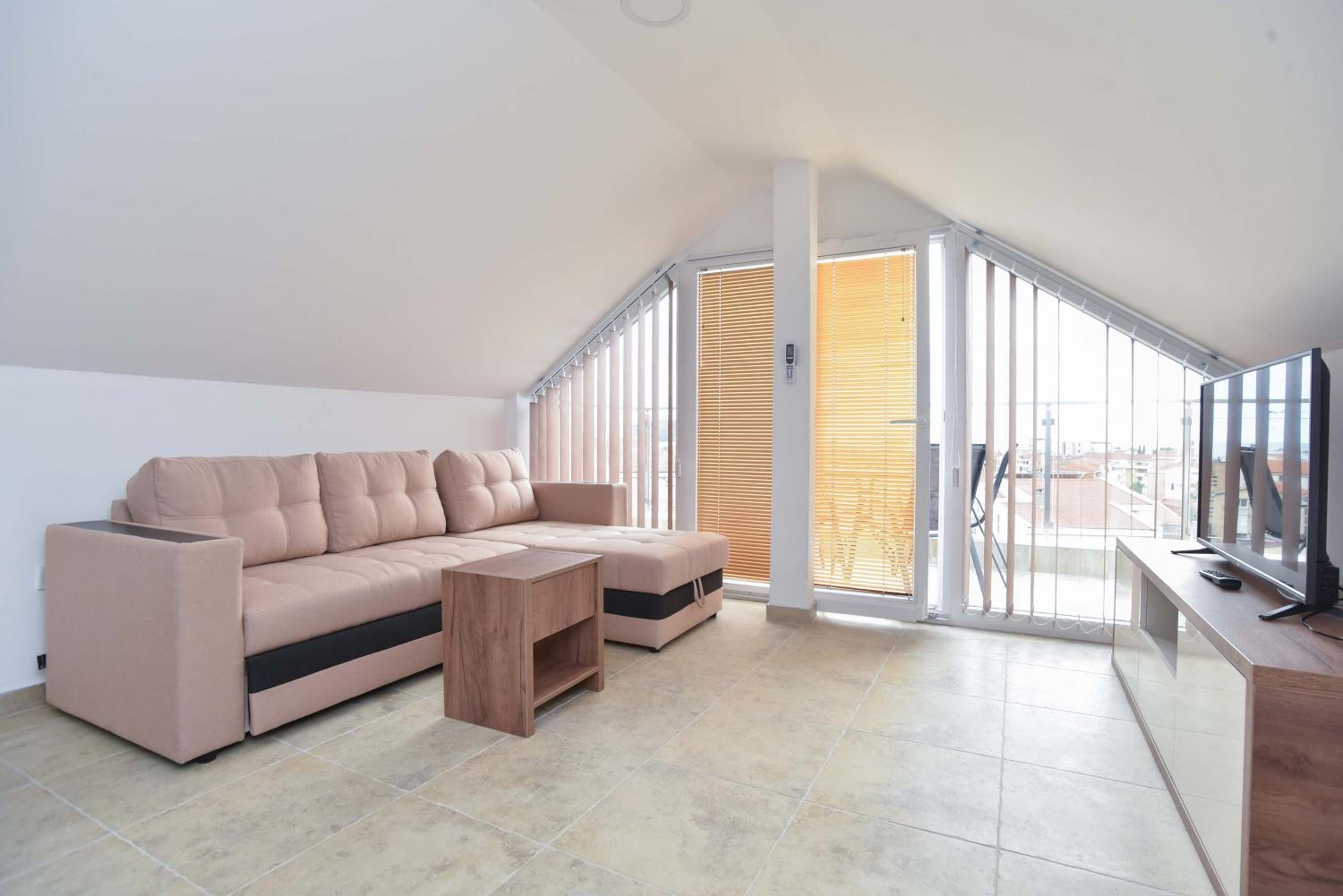 Apartment L Palace — photo 21