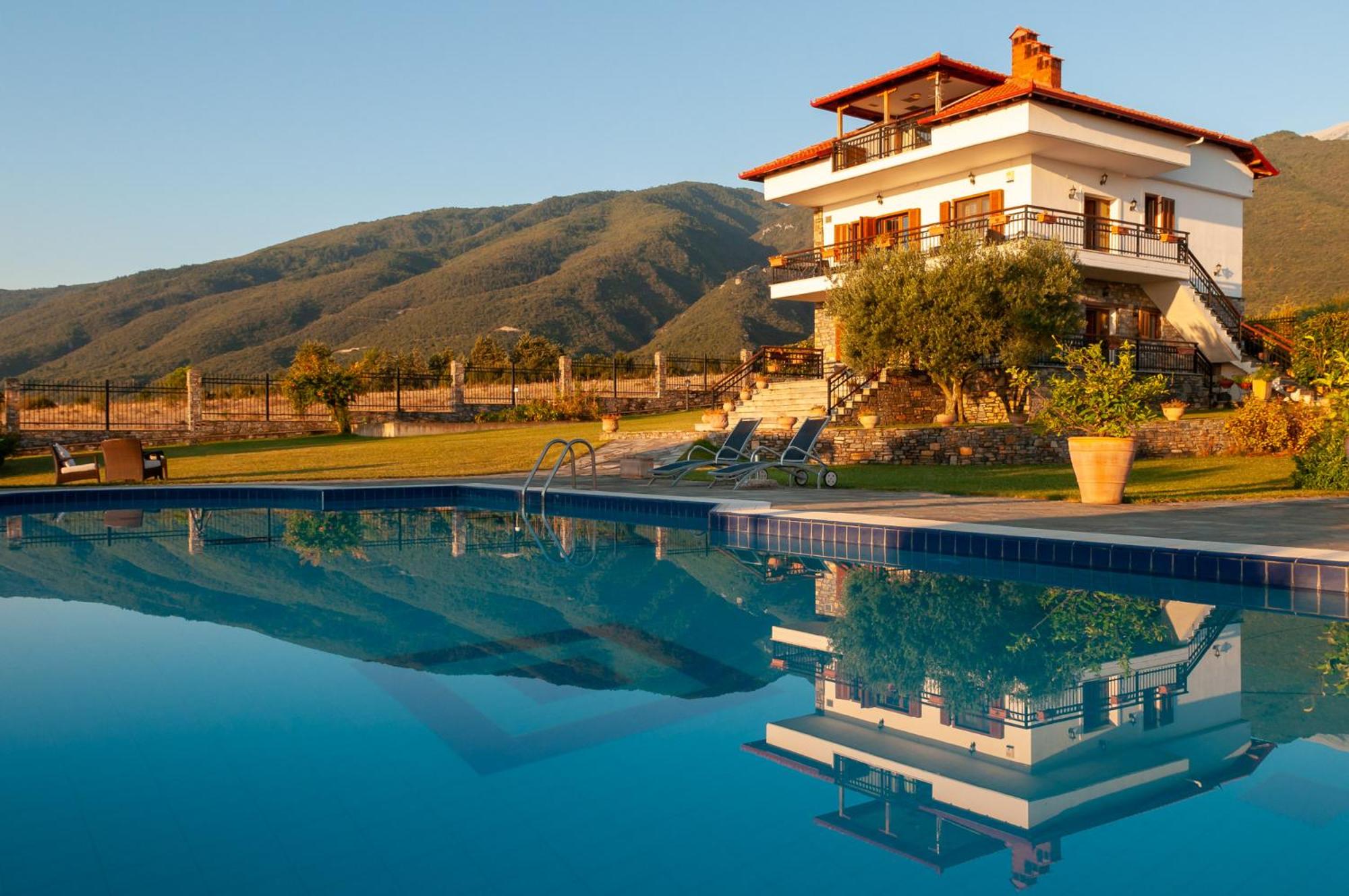 Olympus Pantheon Luxury Villas