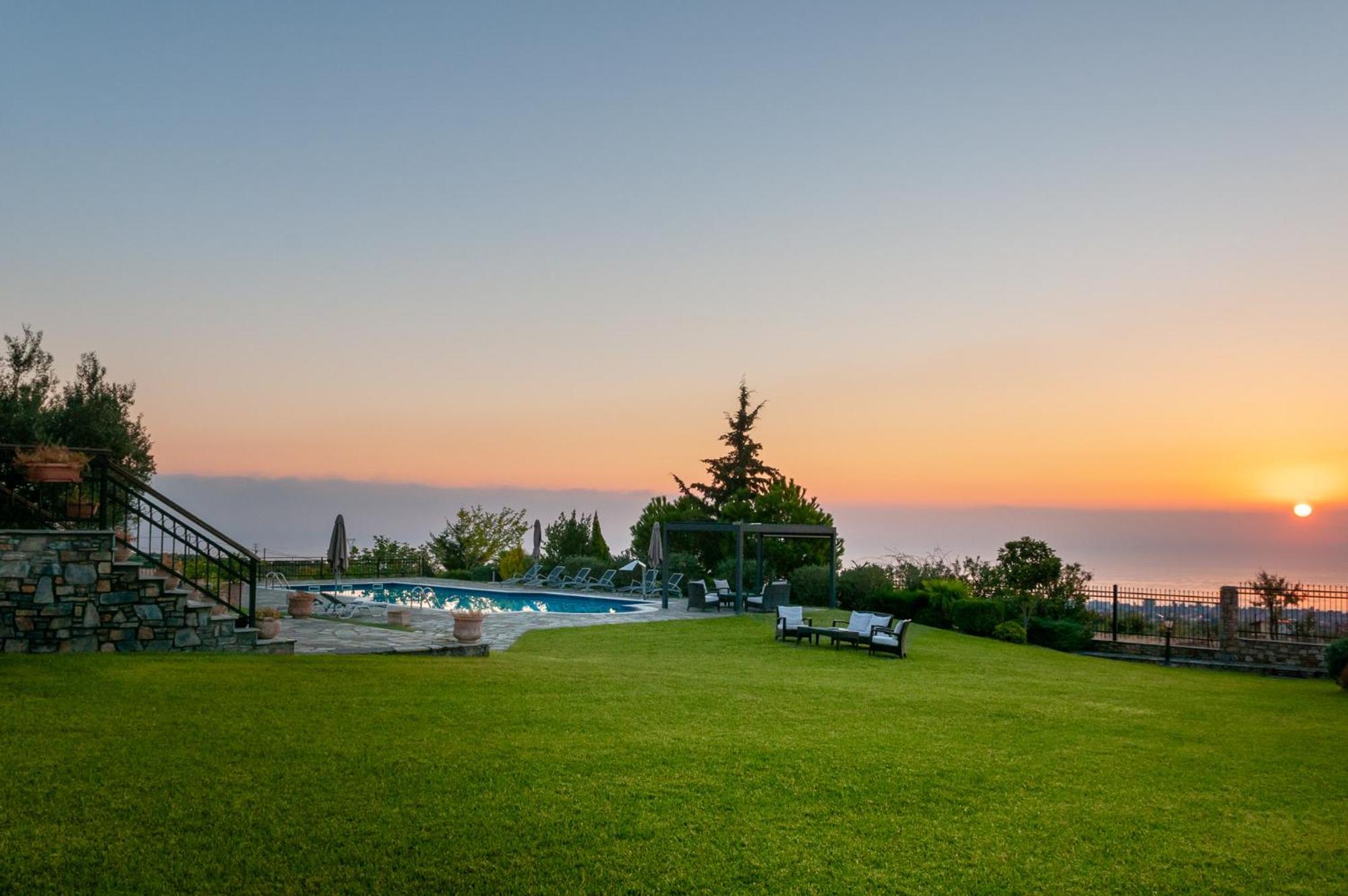 Olympus Pantheon Luxury Villas