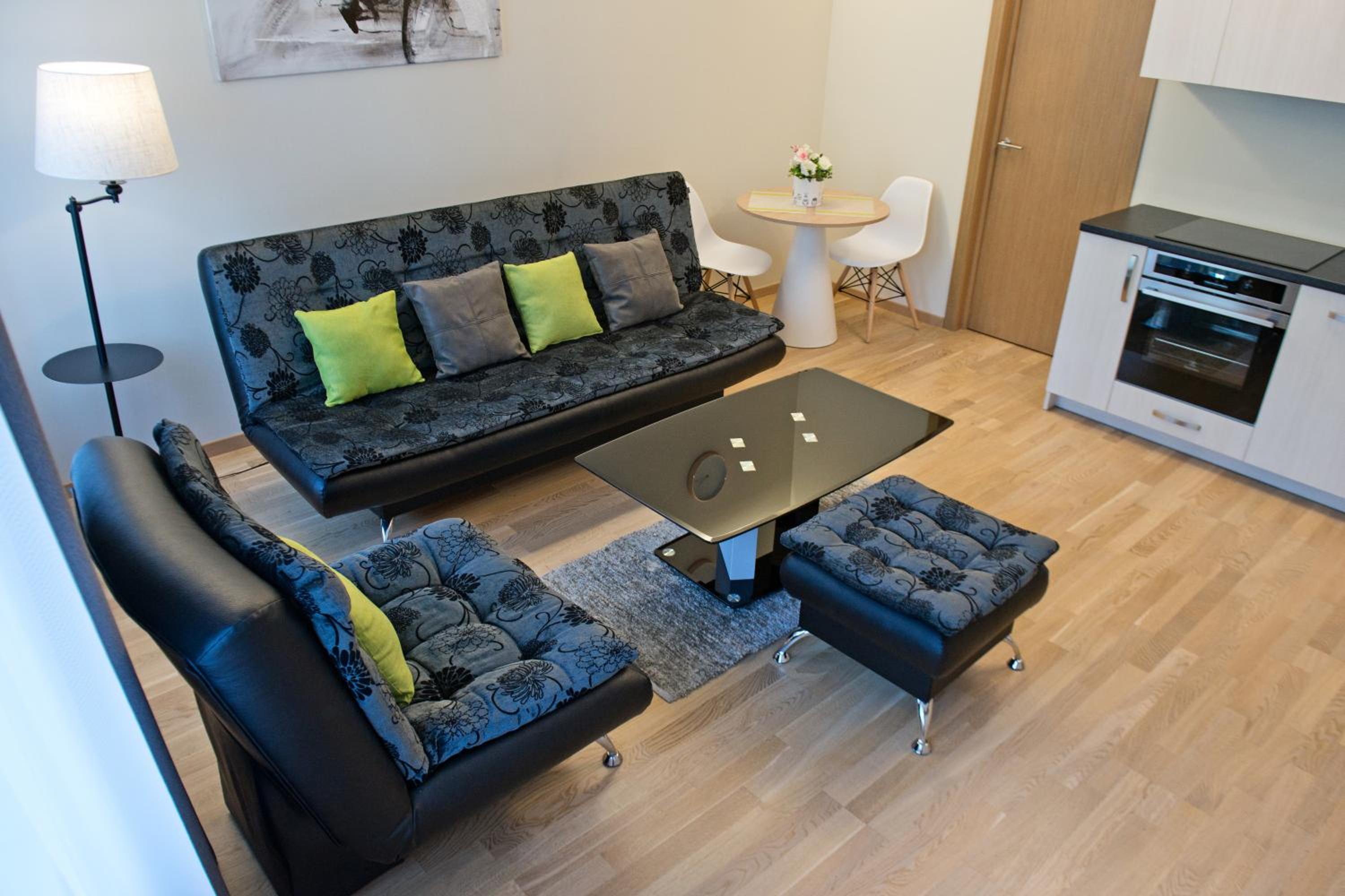Apartment4Me