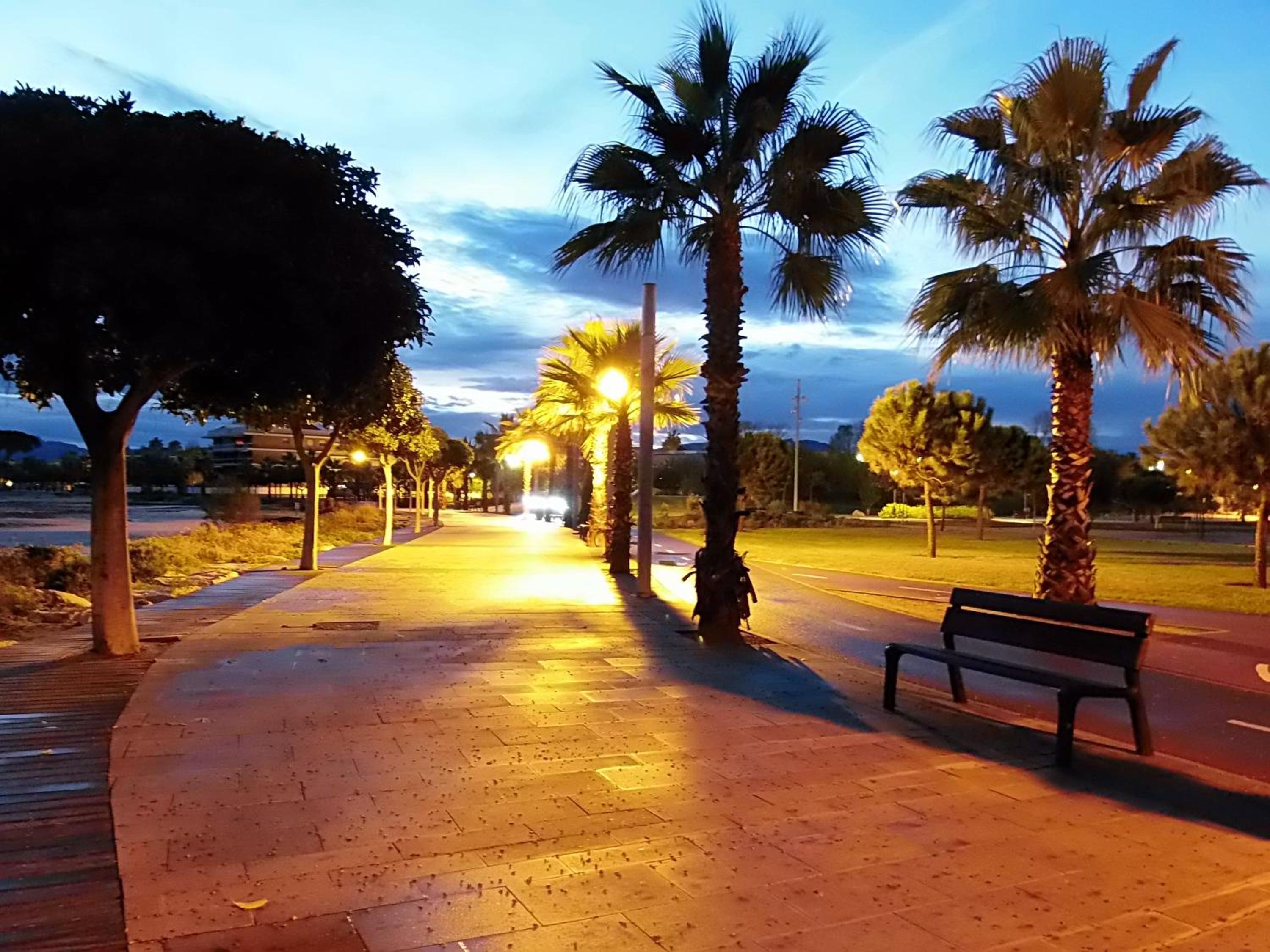 Cozzy flat in a quiet and nice area / Acogedor apartamento en zona tranquila y agradable photo 5