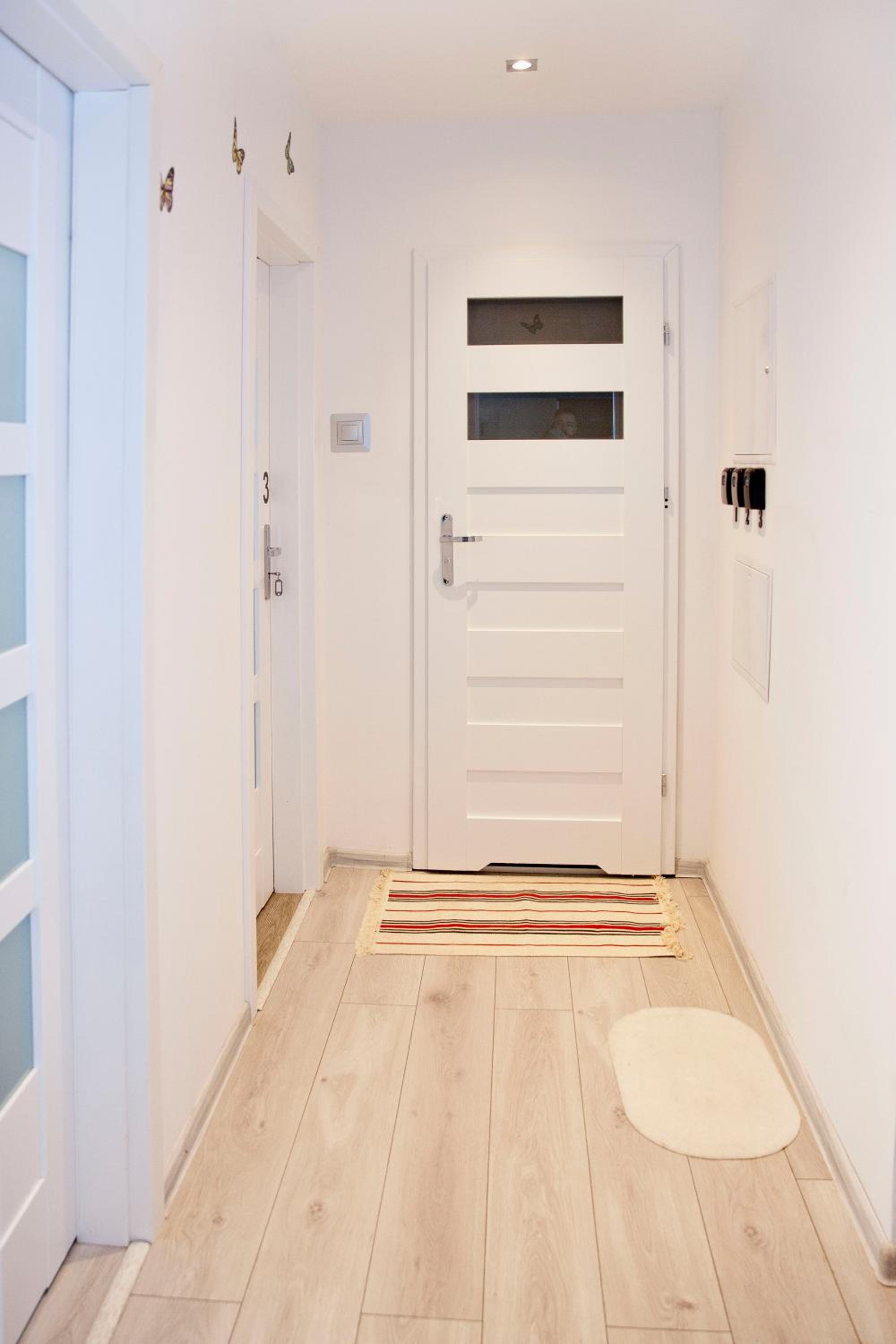Comfortable rooms view 5