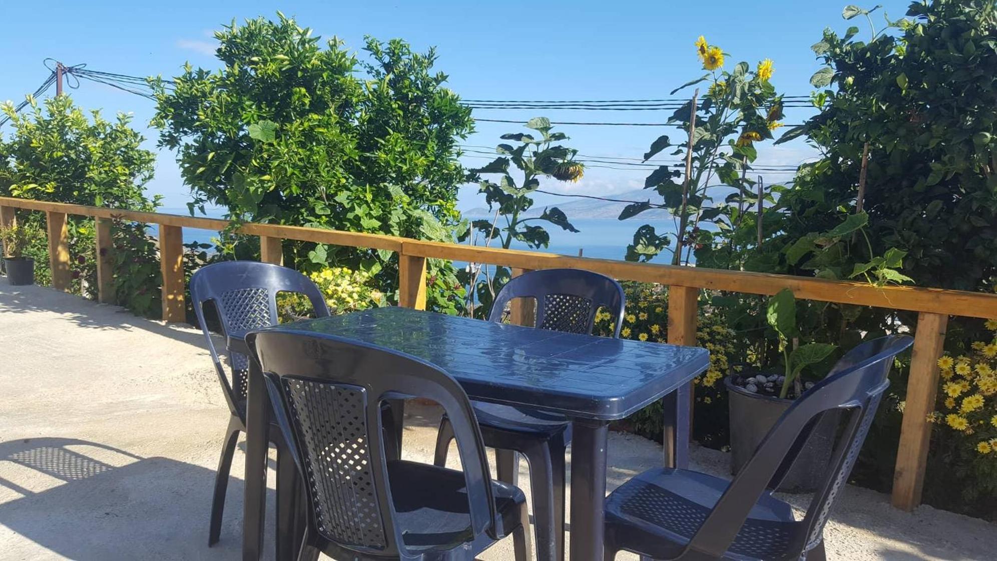 Emiljano Seaview