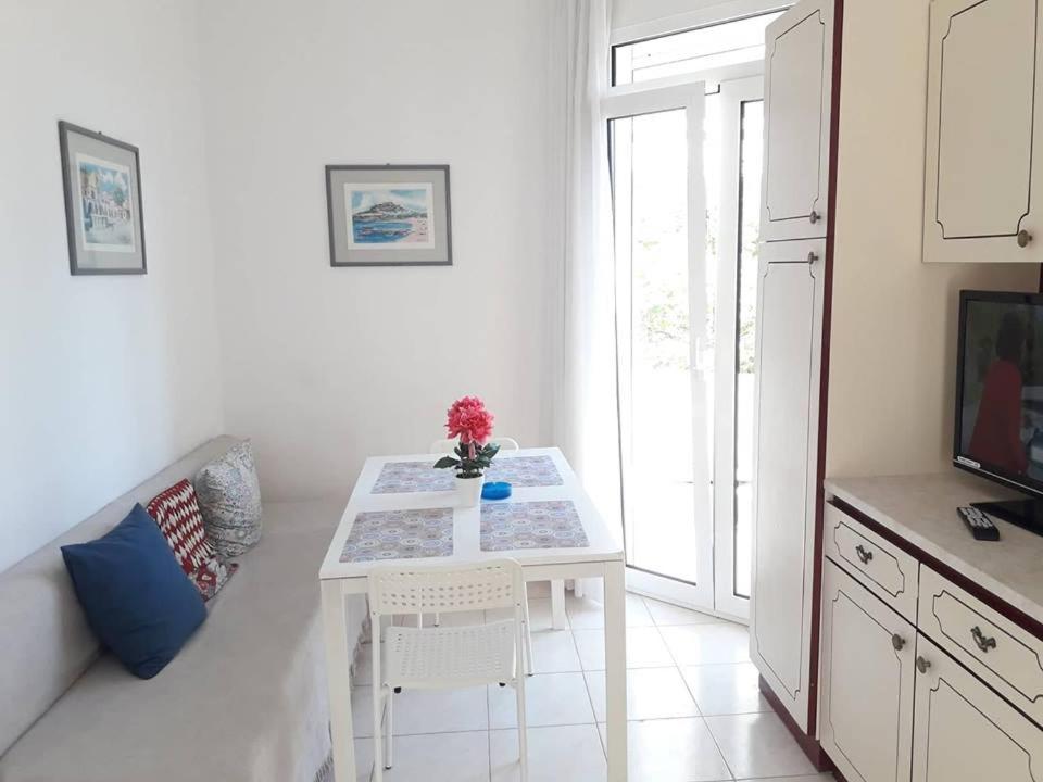 Beautiful City Center Flat