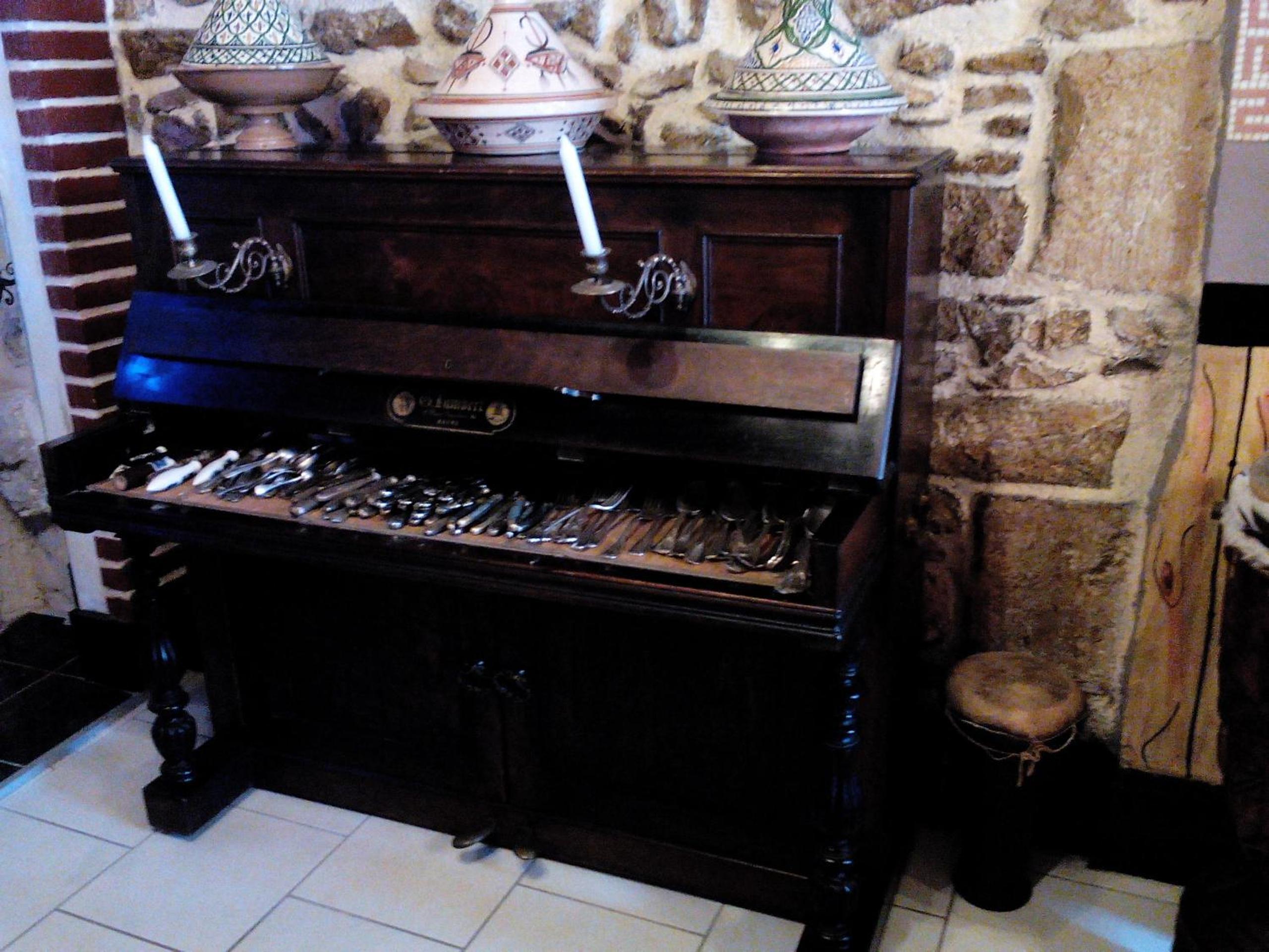 Photo 10