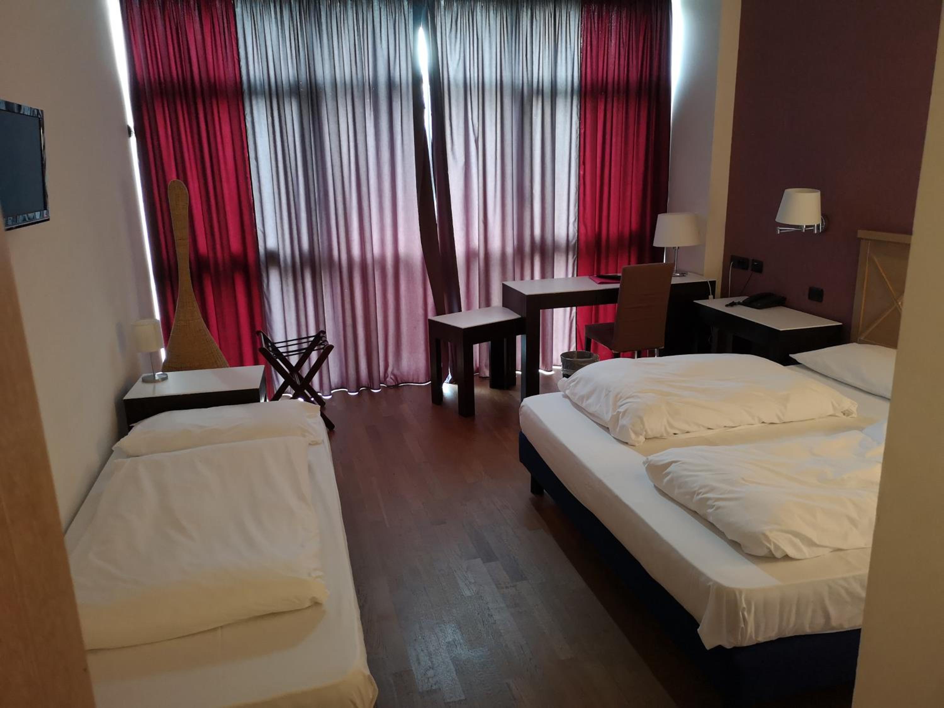 hotel room